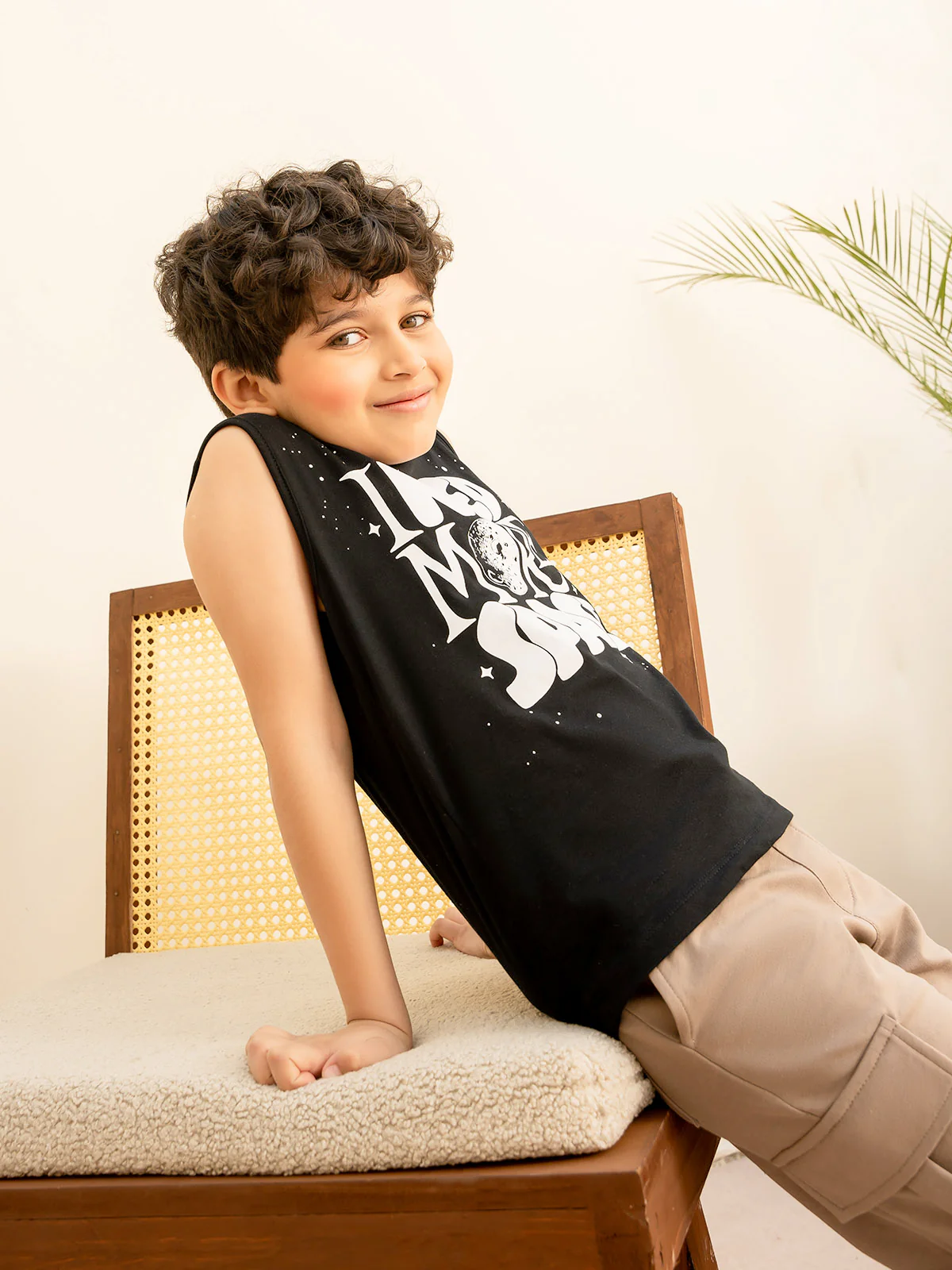 "ADEYA" Basic Graphic Tank Top - Image 3