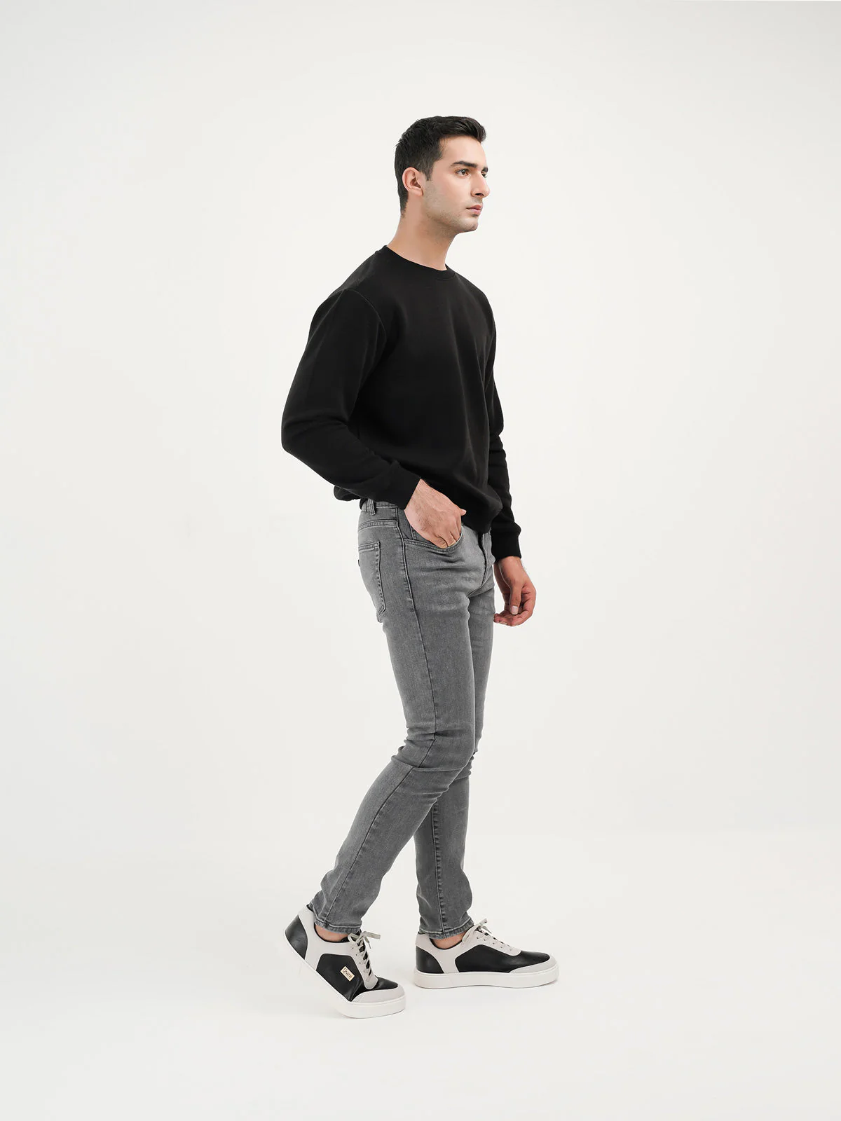 "ALINDAS" Slim Fit Denim Pant - Image 3