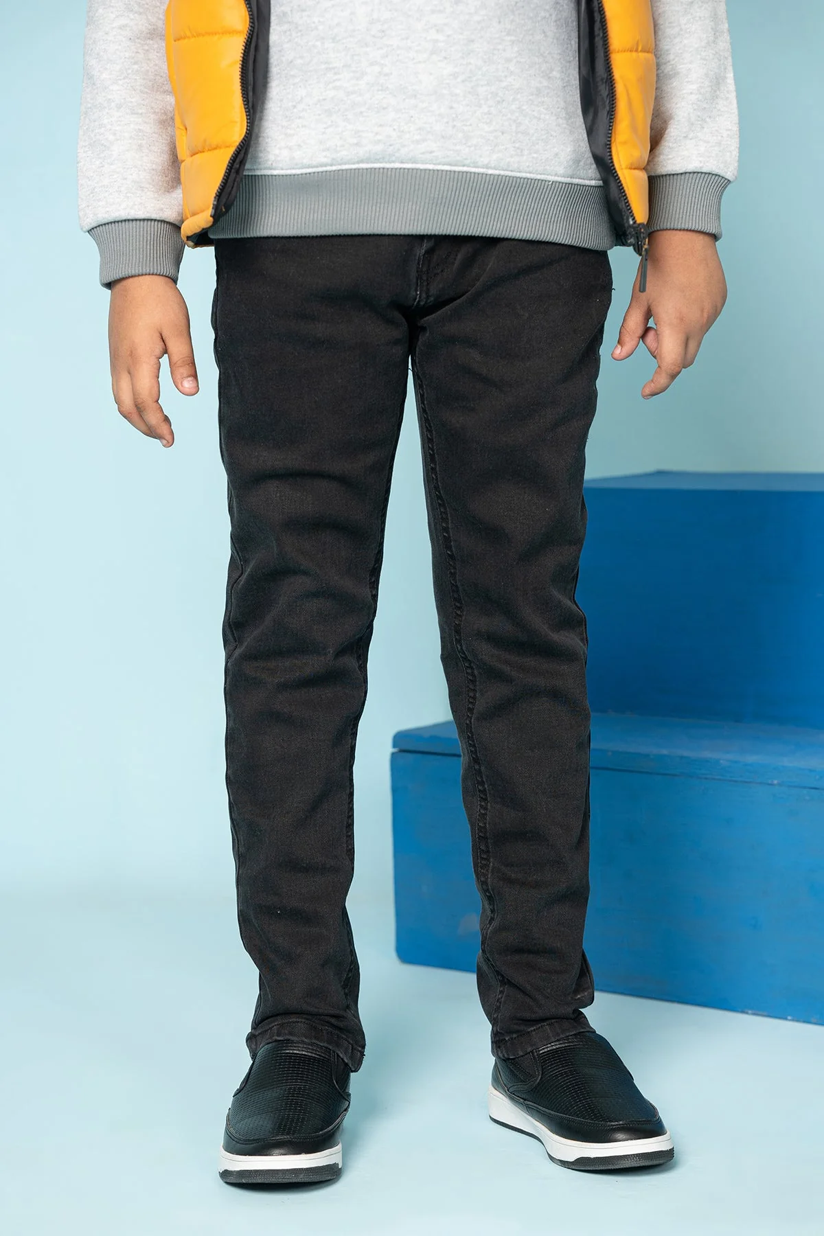 "NIZAR" Casual Denim Pant - Image 4