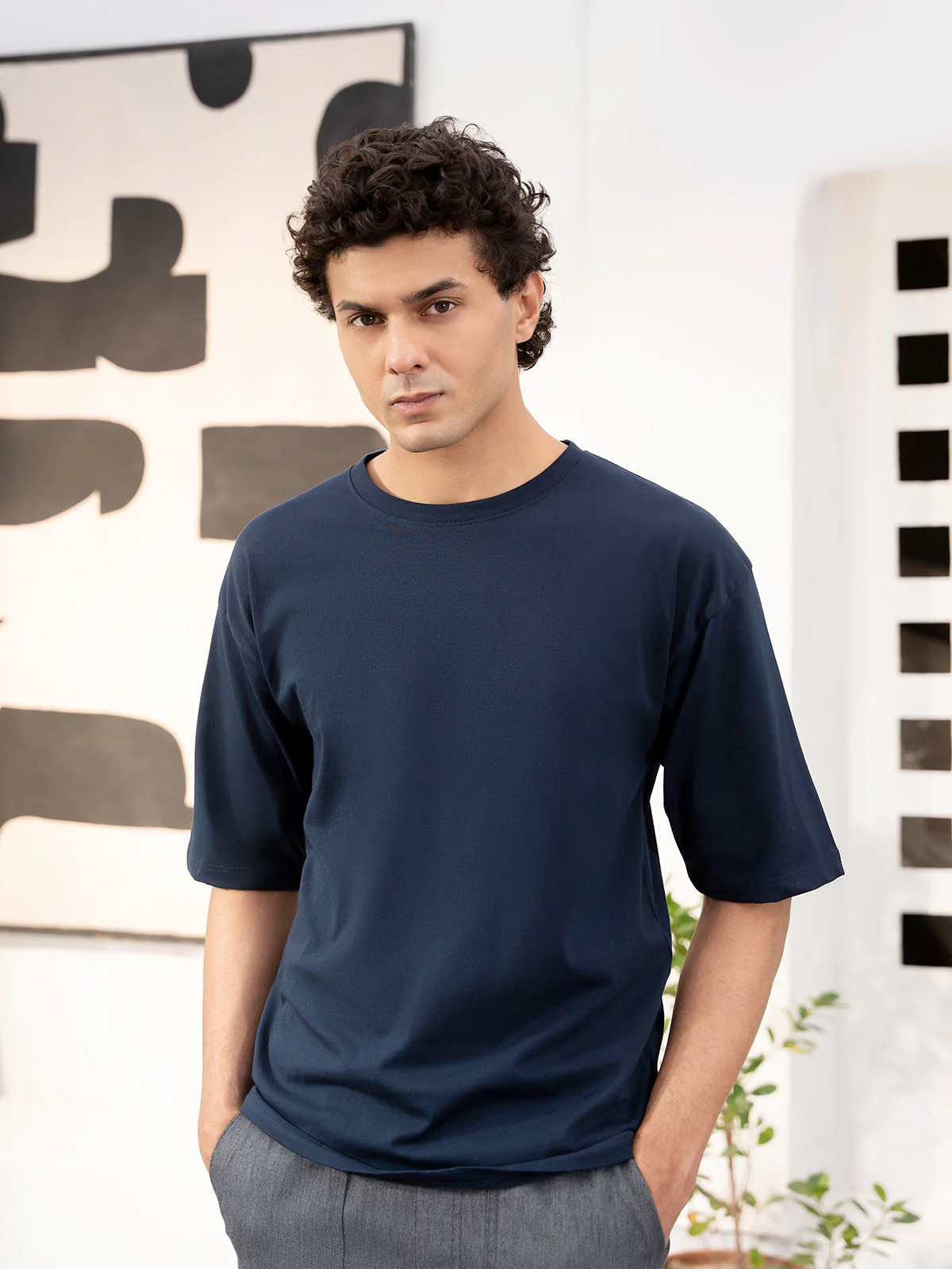 "BRIGGS" Drop Shoulder Basic T-Shirt