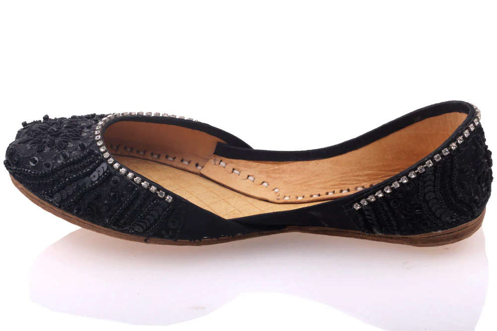 Girls ‘Jasmin’ Embellished Leather Indian Khussa Pump - Image 3
