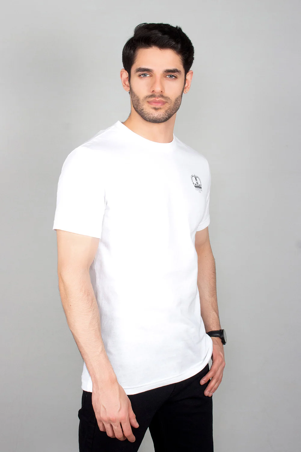 "GUAZ" Crew Neck Slim Fit T-Shirt - Image 3