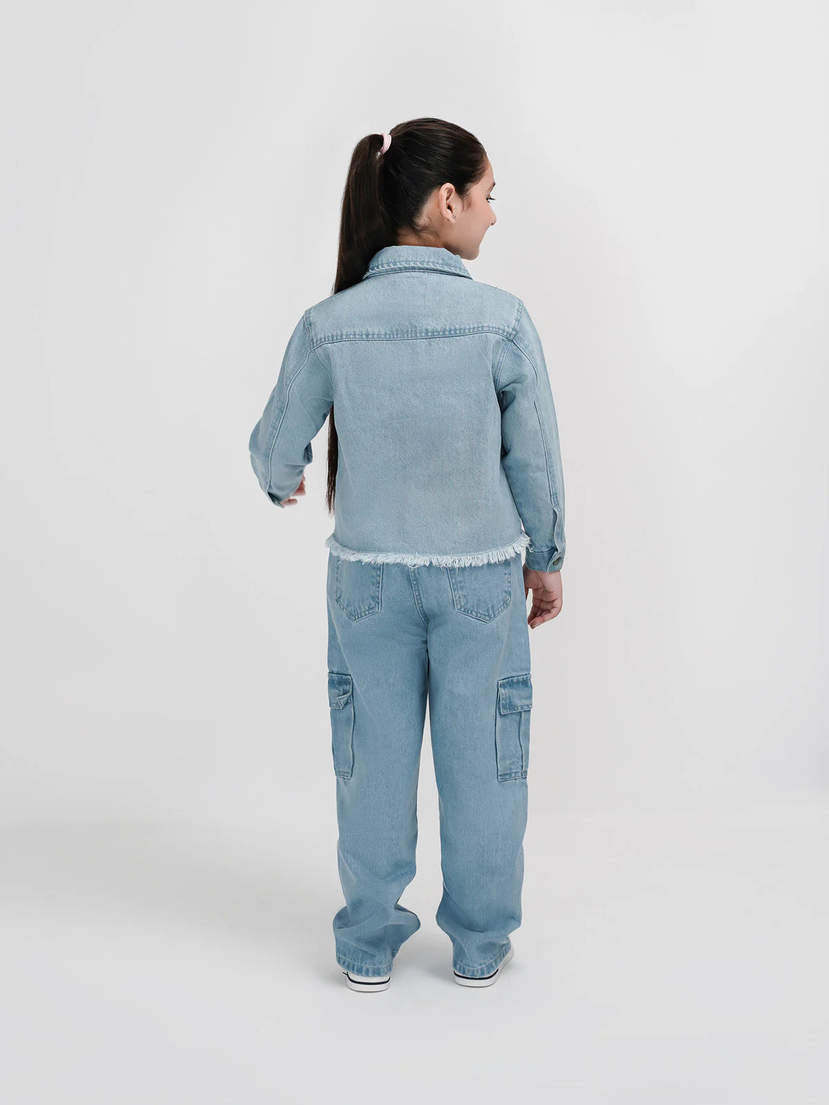 "HORAIX" Full Sleeves Denim Jacket - Image 5