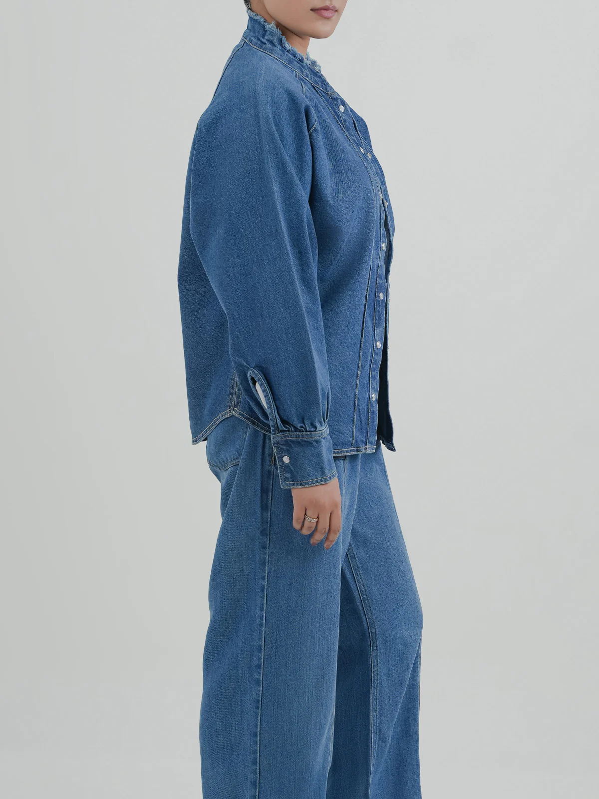 "KAINOA" Stylish Basic Denim Jacket - Image 3