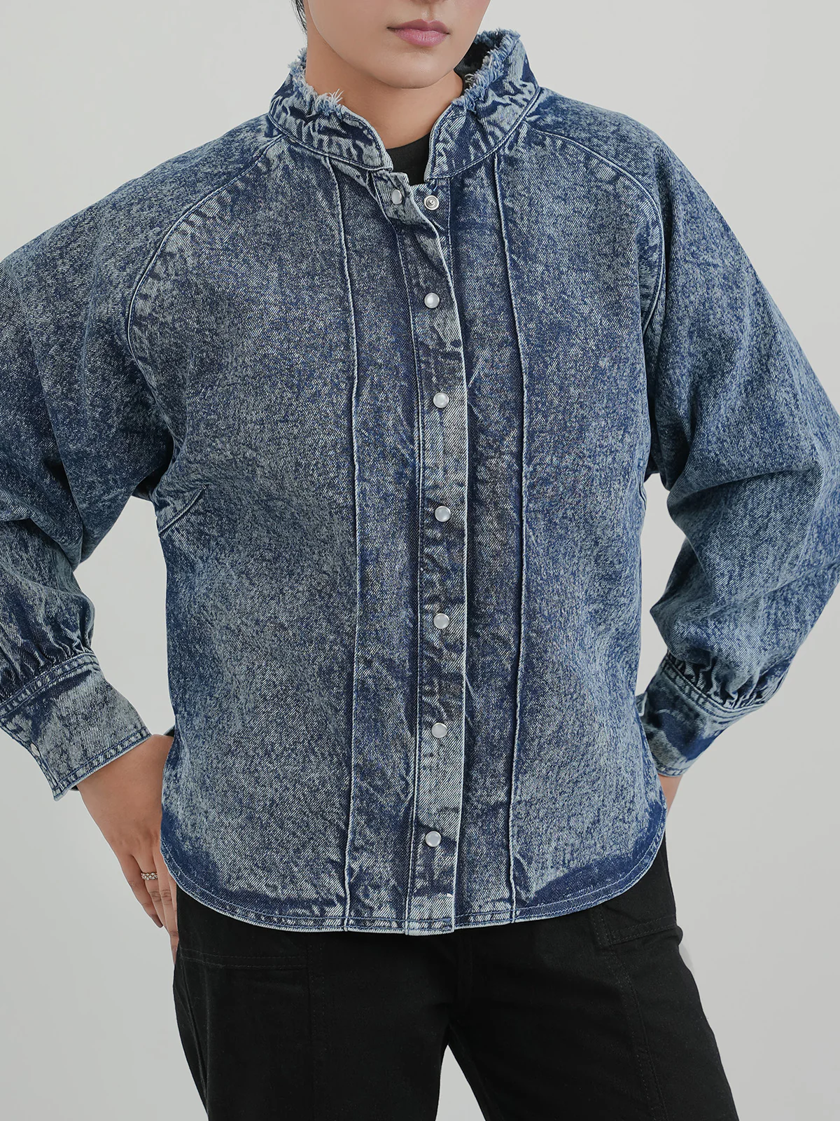 "KAINOA" Stylish Basic Denim Jacket - Image 4
