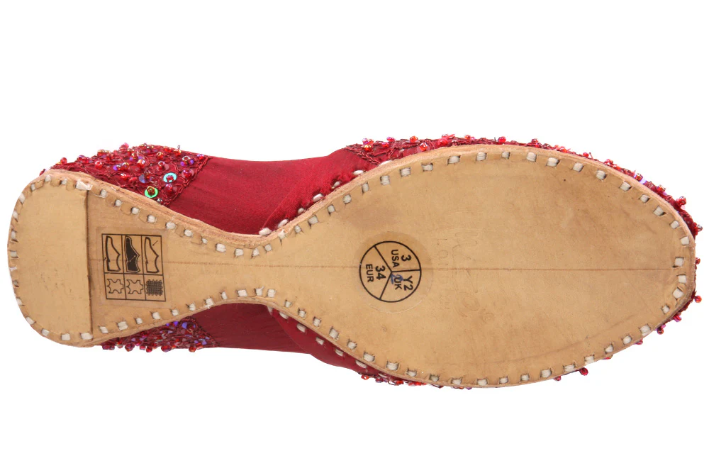 Kids 'Jina' Leather Indian Khussa Pumps - Image 5