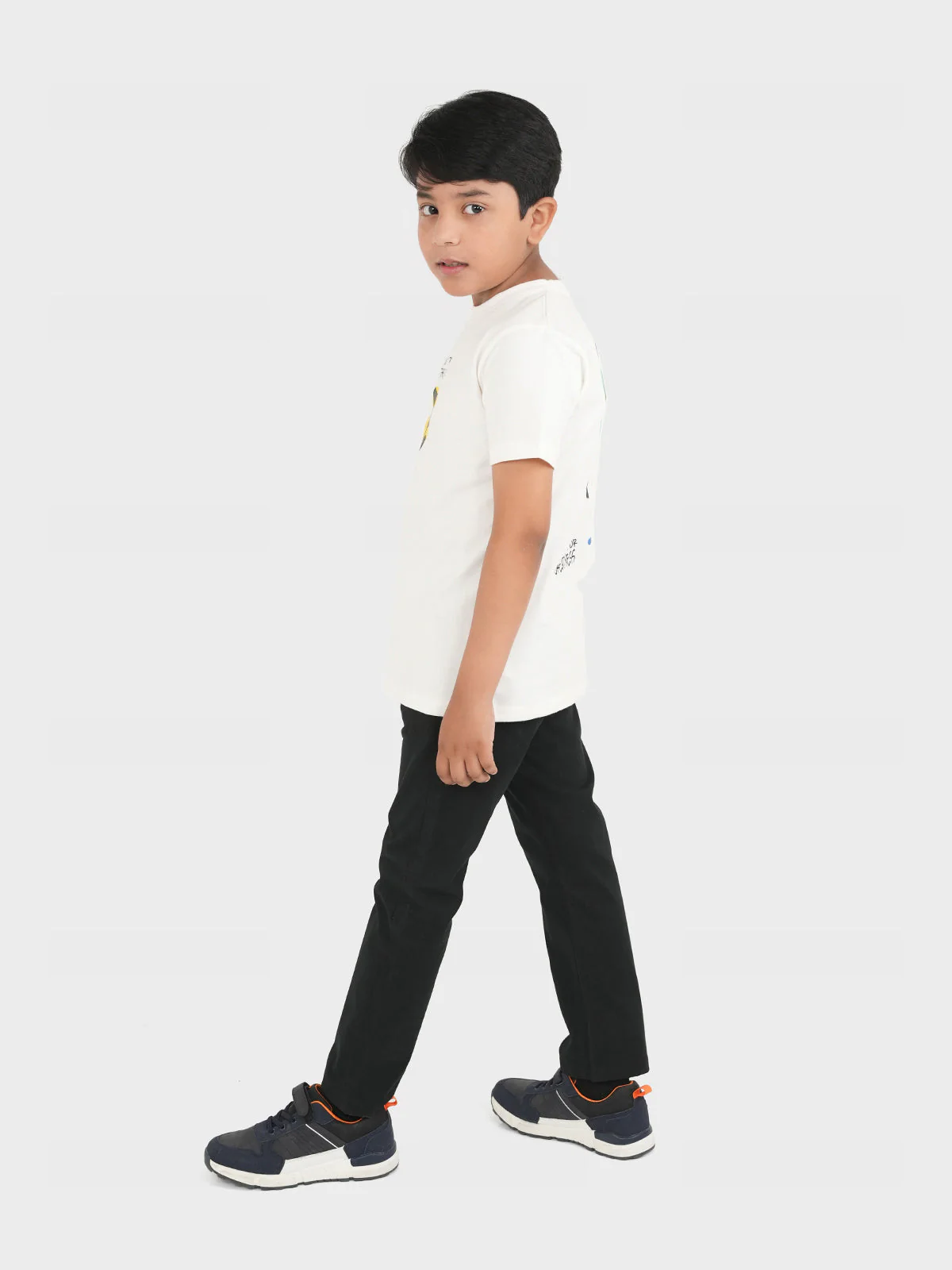 "ELANG" Casual Crewneck T-Shirt - Image 2