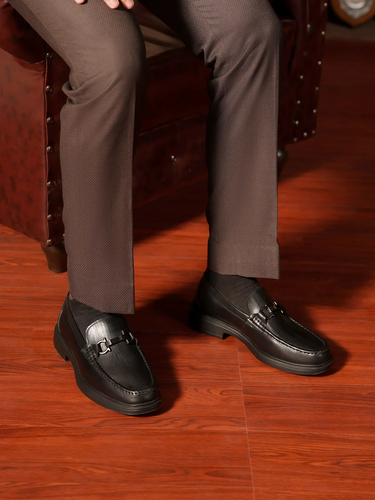 Men "AIGUO" Slip On Leather Loafer Shoes - Image 10