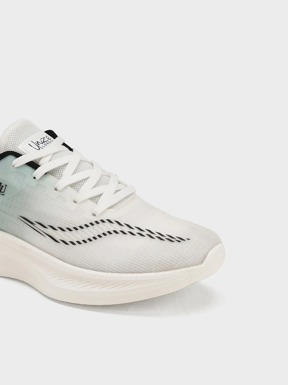 Men "AKUNA" Comfortable Lace Up Trainers - Image 4