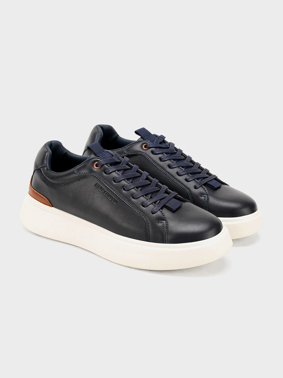 Men "CITLALLI" Classic Lace Up Trainers - Image 2