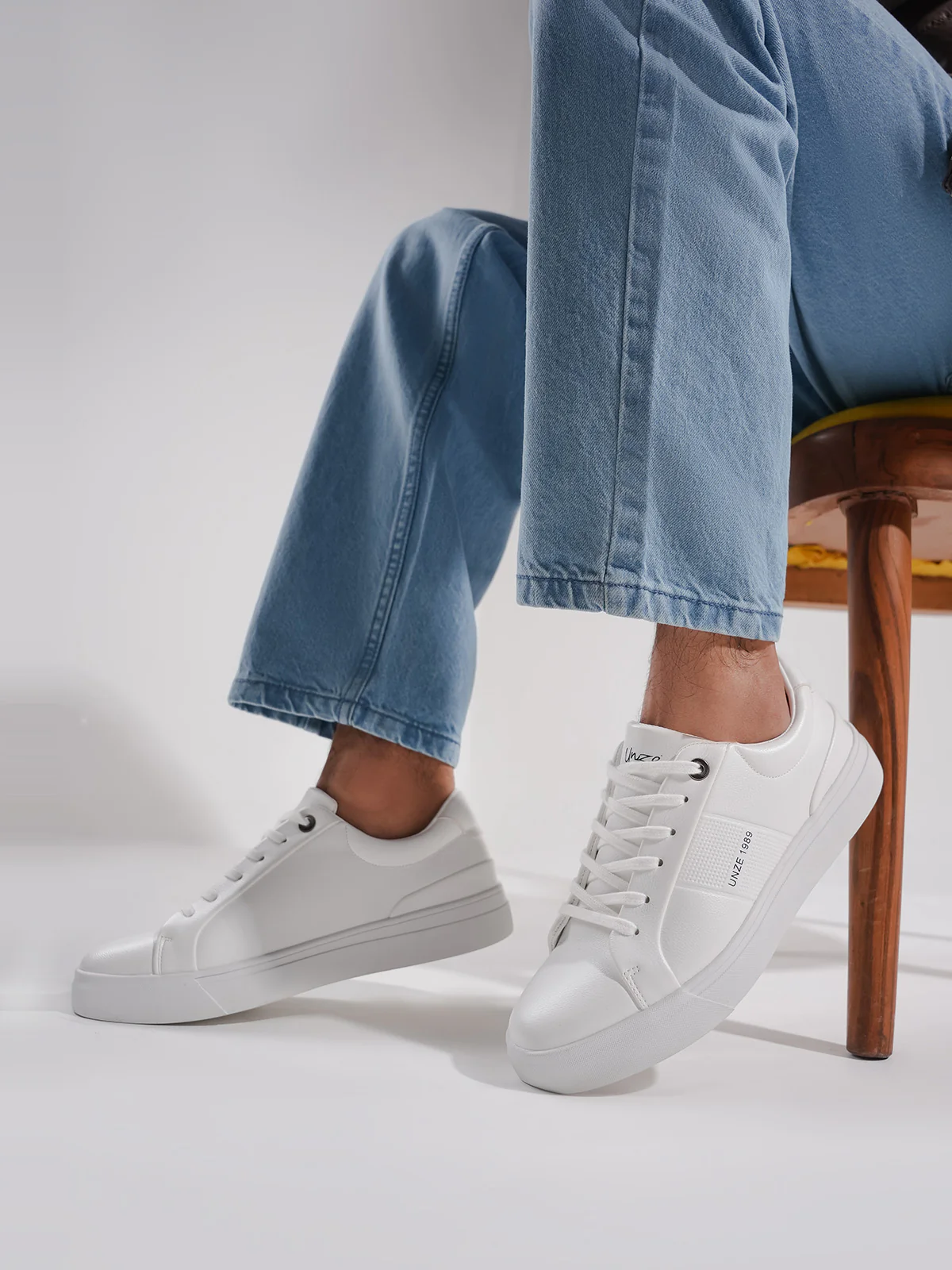 Men "DWIGHT" Soft Easy to Wear Trainers