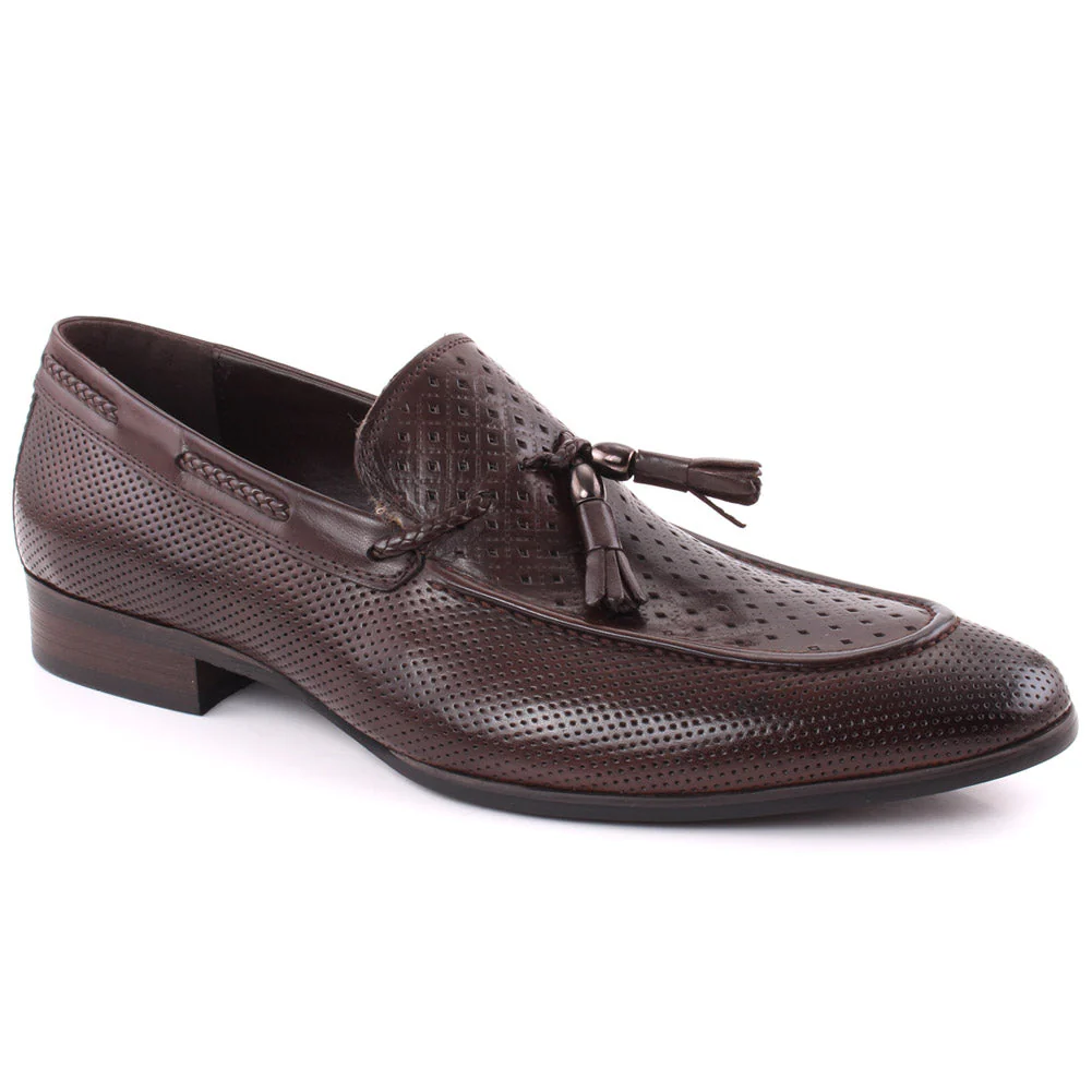 Men āGRAHAMā Moc Toe Designed Vamp Perforated Tassel Formal shoes