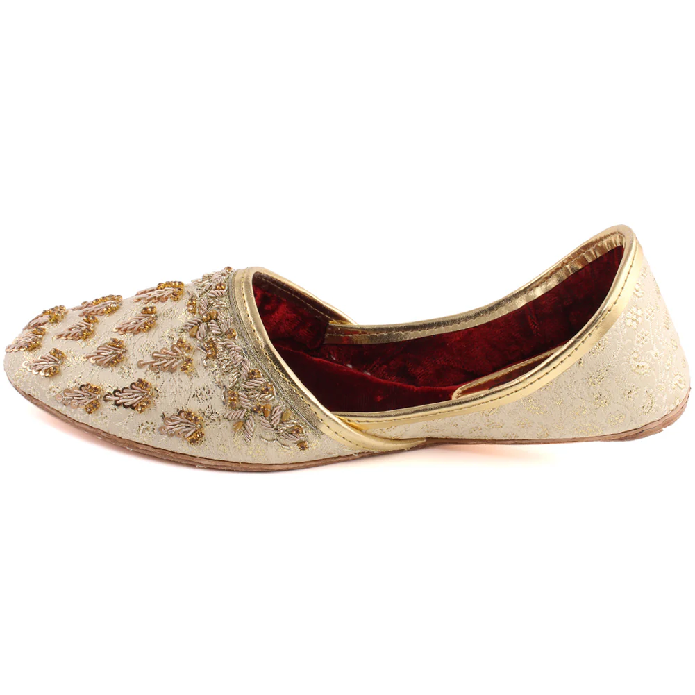 Men “GREG” Traditional Golden Tila Designing Punjabi White Khussa - Image 3
