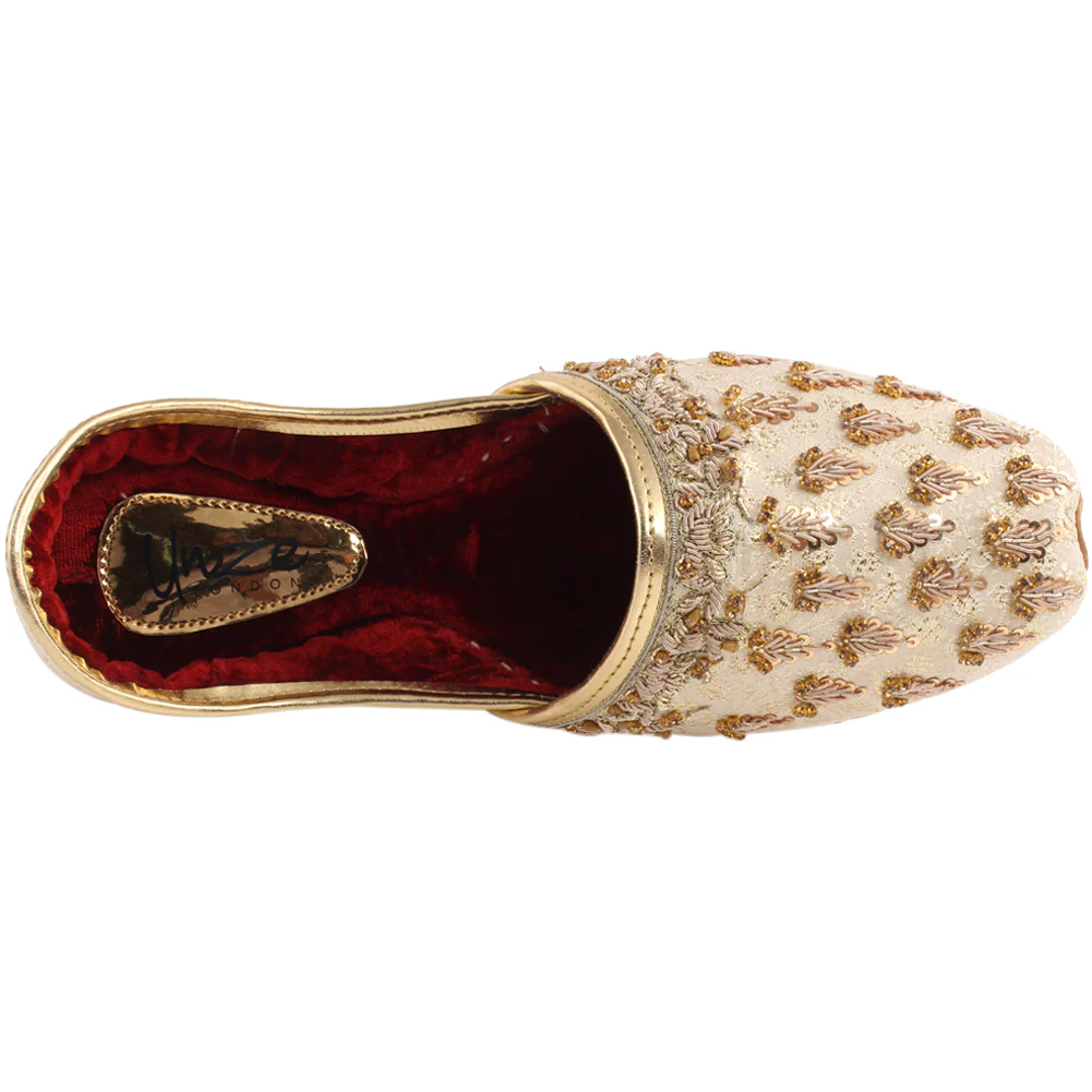 Men “GREG” Traditional Golden Tila Designing Punjabi White Khussa - Image 4