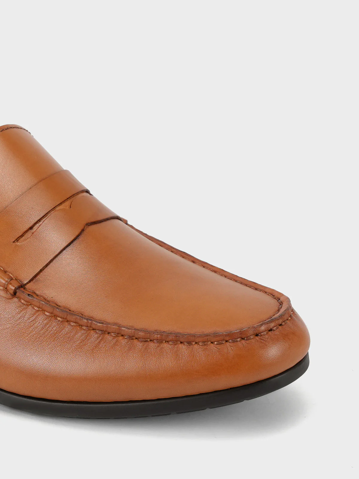 Men "NON" Woven Textured Slip On Casual Leather Moccasin Shoes - Image 5