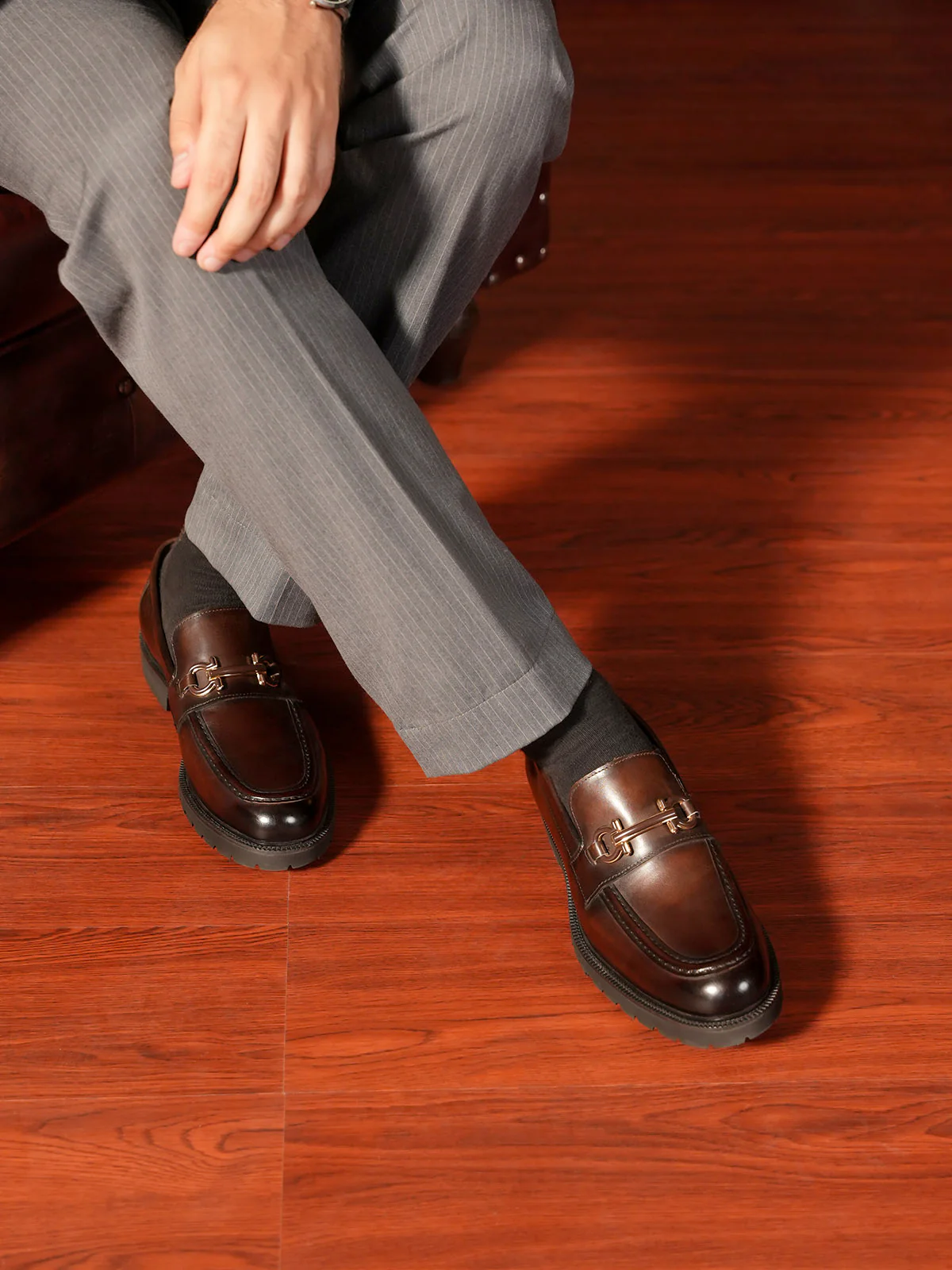 Men "PARATYL" Slip On Leather Formal Shoes - Image 10