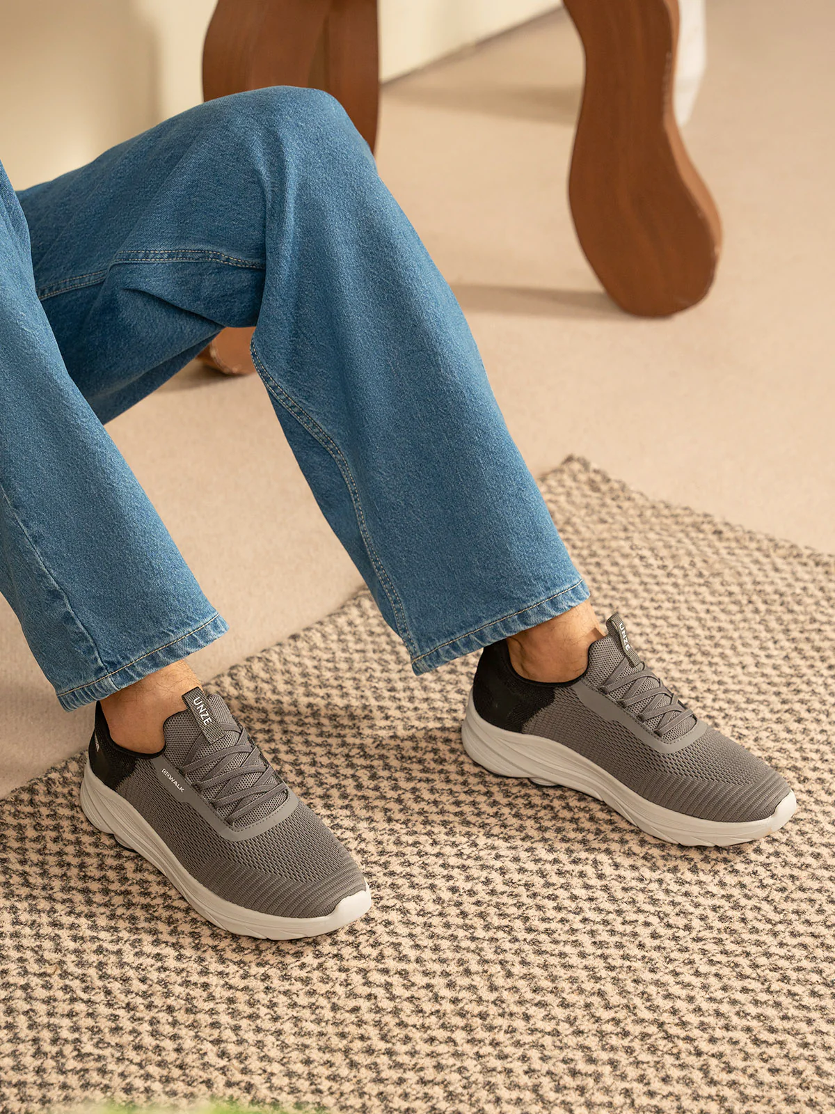 Men "TRISTAN" Lightweight Trainers