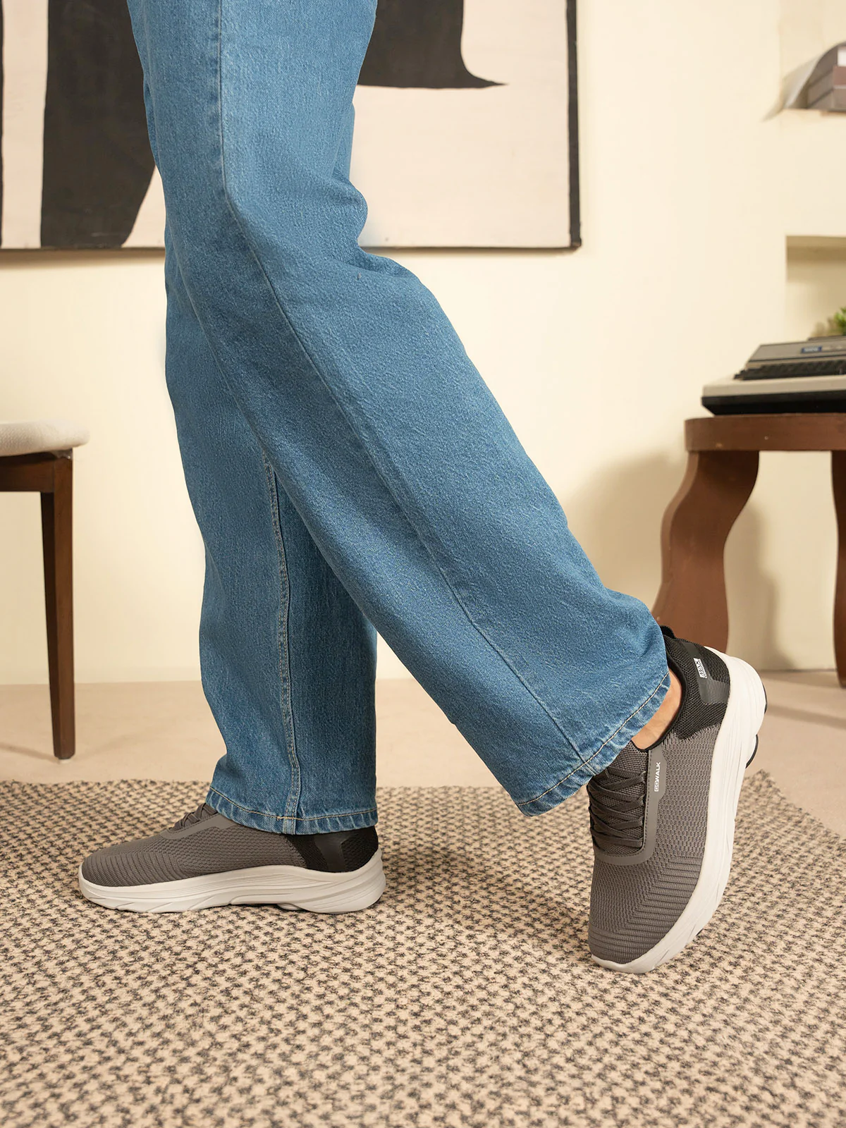Men "TRISTAN" Lightweight Trainers - Image 10