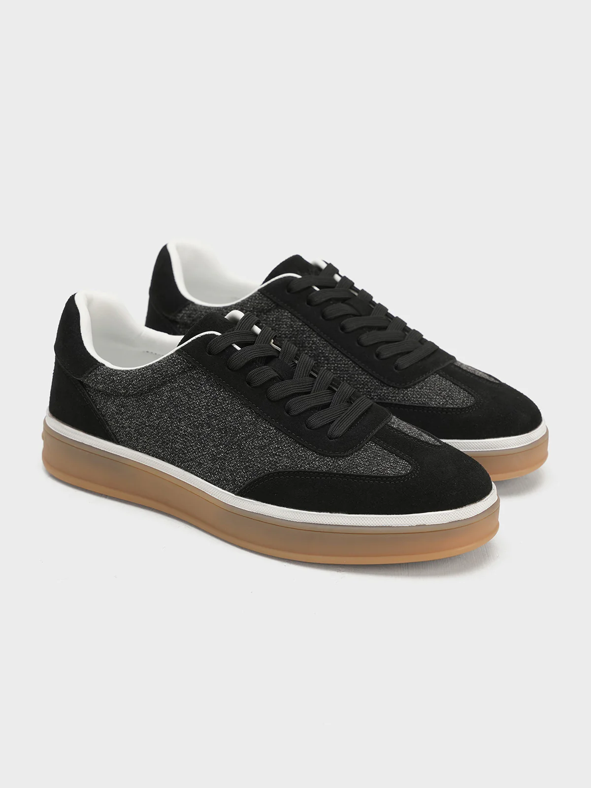 Men "UZOMA" Lace Up Design Trainers - Image 4