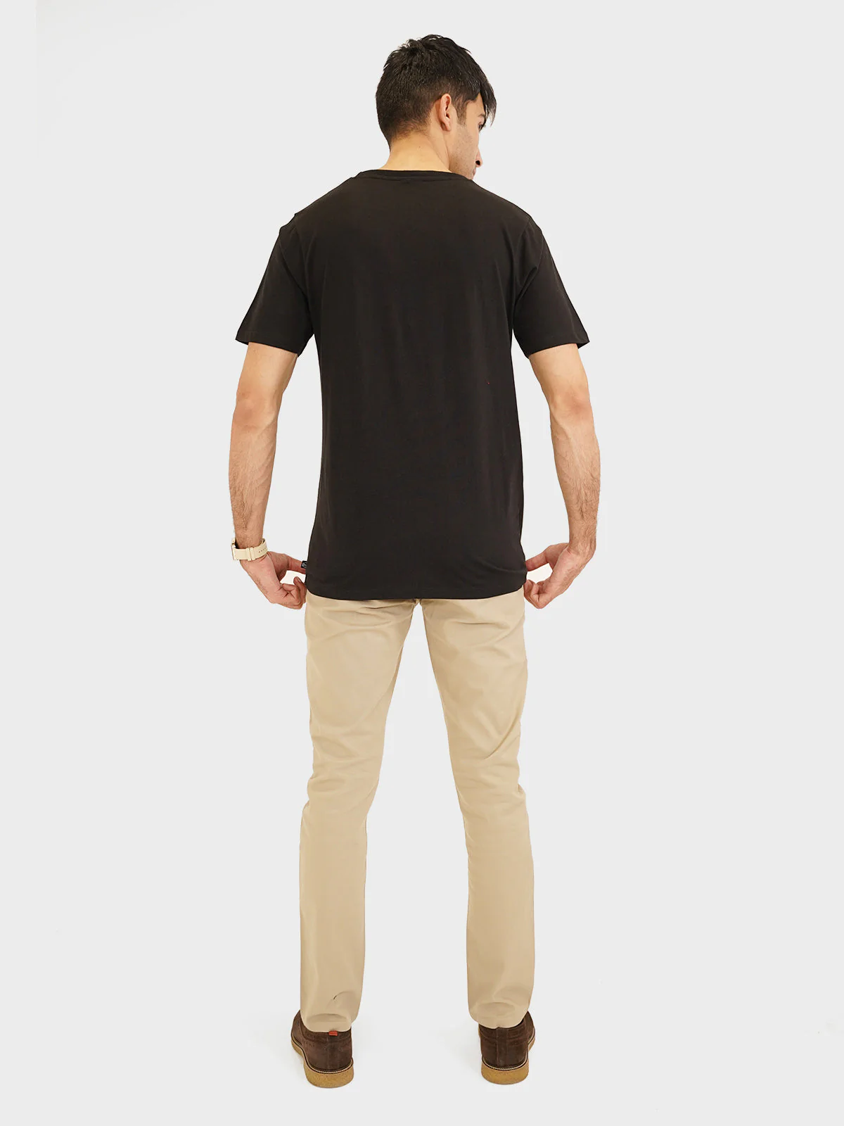 Mens "AKIVA" Plain Regular Fit T-Shirt - Image 4