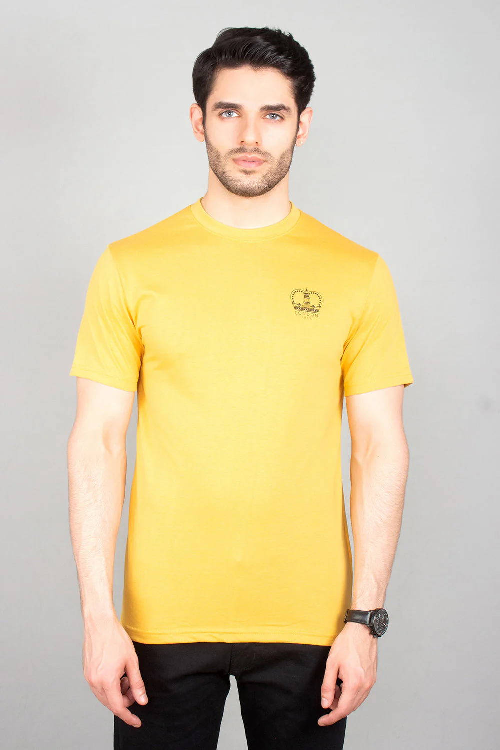 "GUAZ" Crew Neck Slim Fit T-Shirt