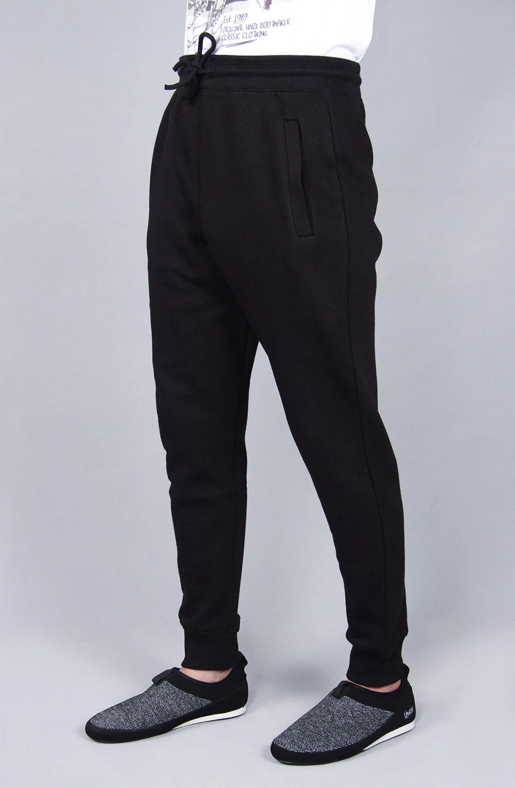 Men's "JOHNNIE" Closed Bottom Lightweight Trousers - Image 2