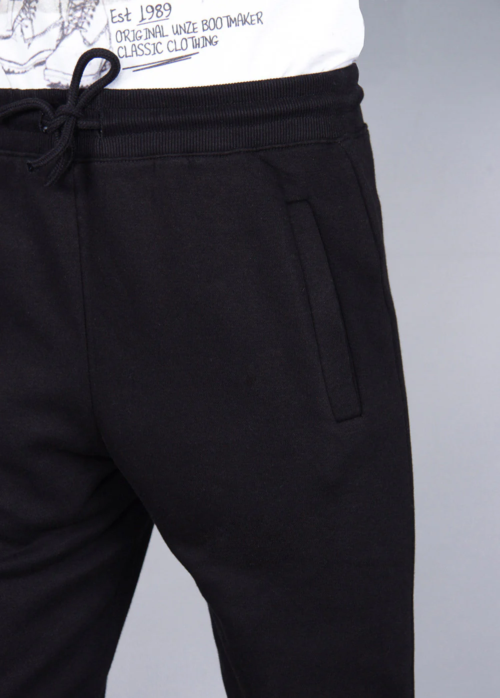 Men's "JOHNNIE" Closed Bottom Lightweight Trousers - Image 4