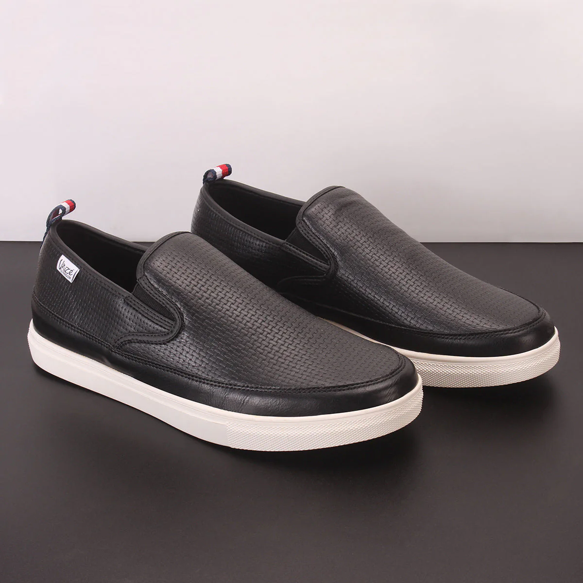 Mens "KALYCA" Slip On Casual Sports Trainers - Image 6
