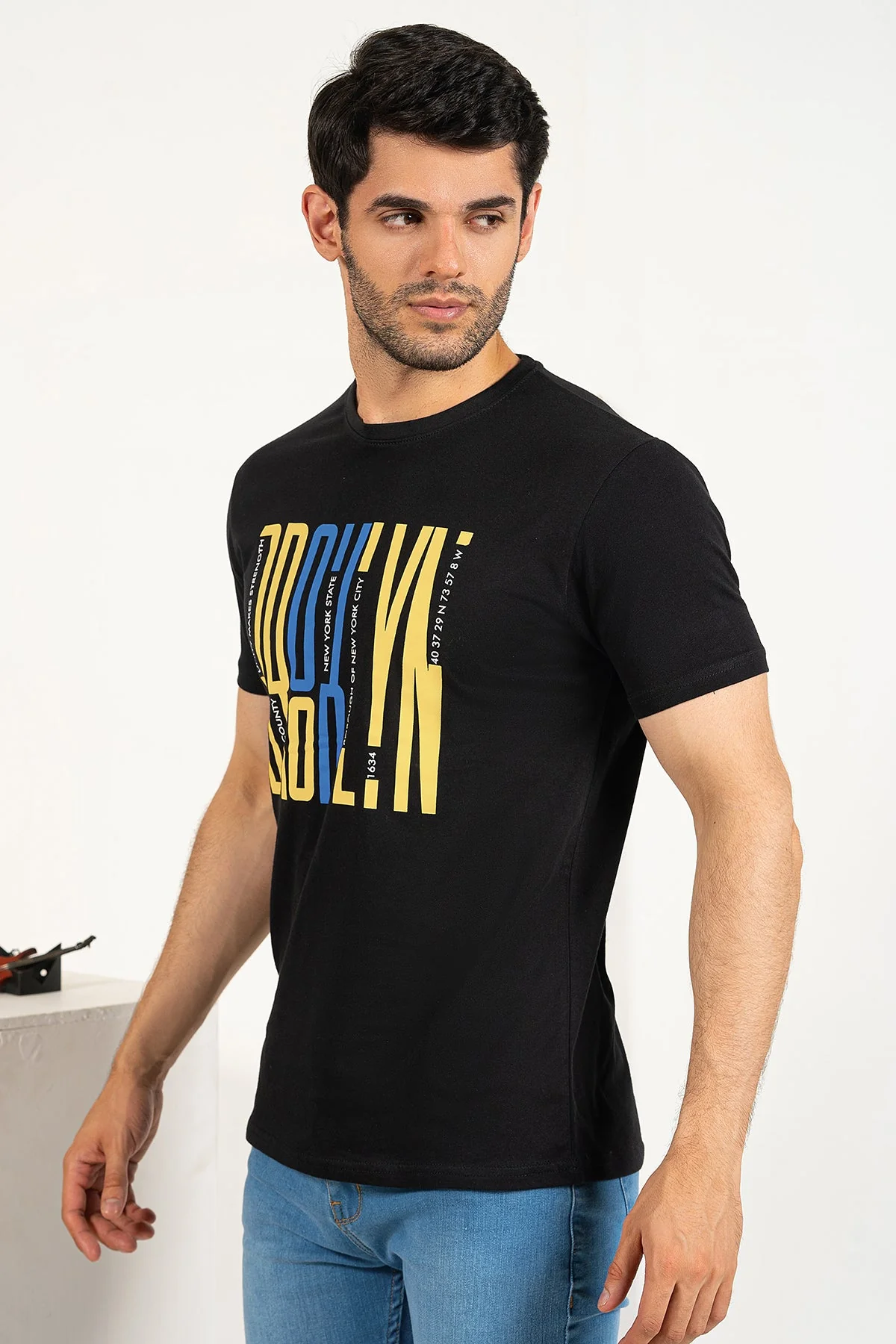"NADER" Classic Crew Neck Summer T-Shirt - Image 2