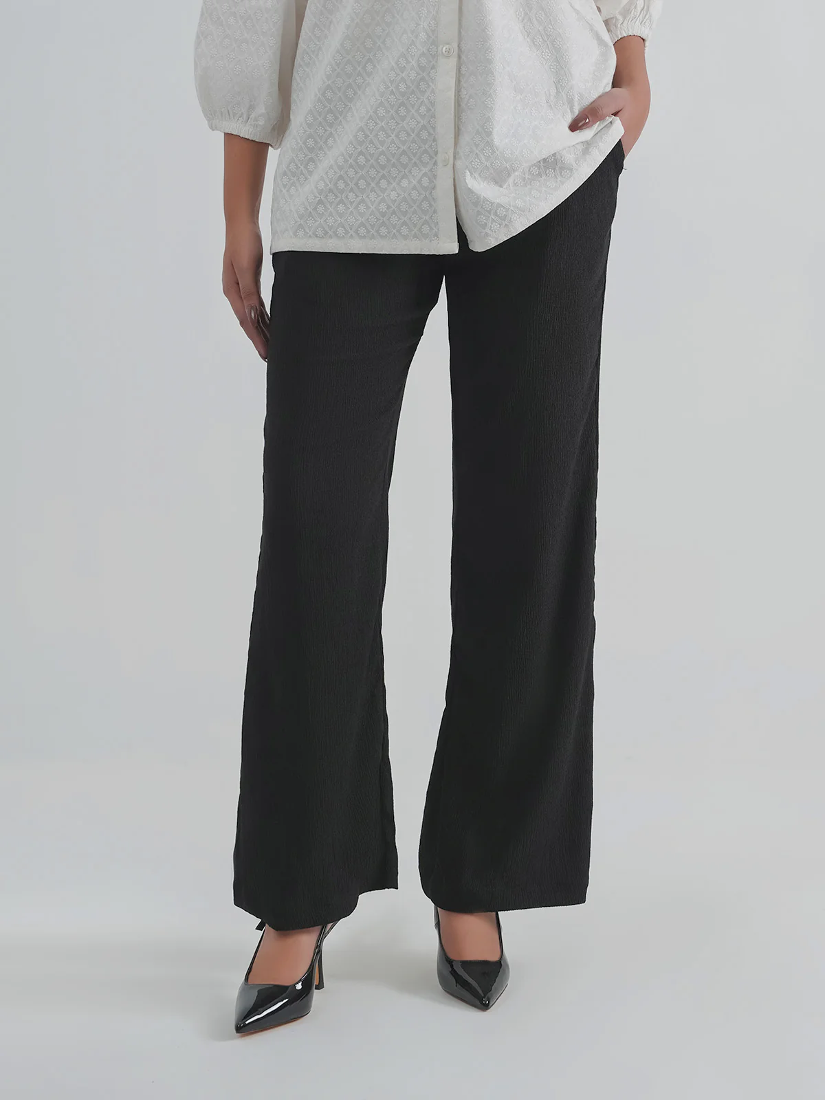 "MERLOT" Regular Fit Woven Trouser
