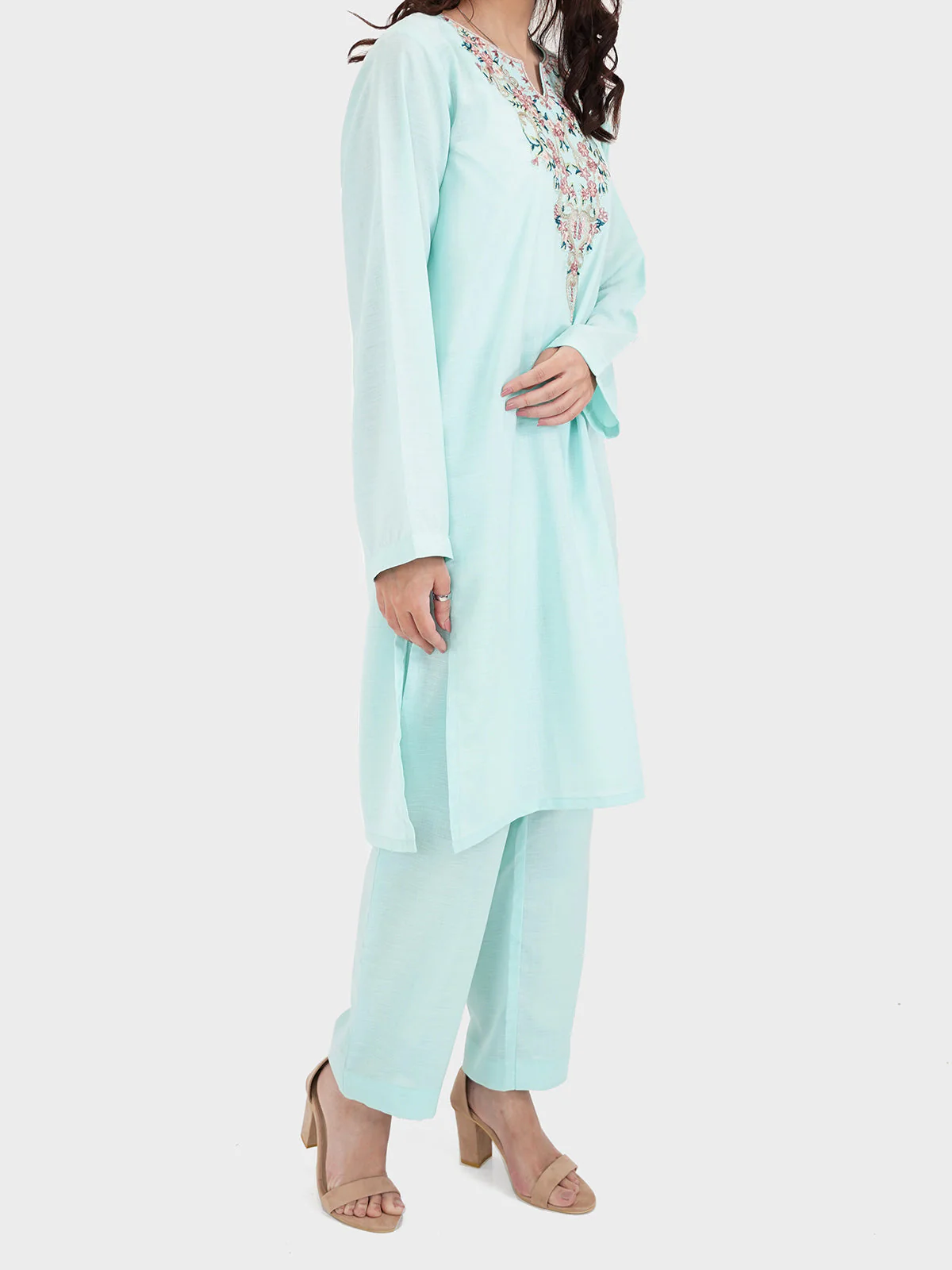 "MIWA" Embriodered Solid Two Piece Suit - Image 3