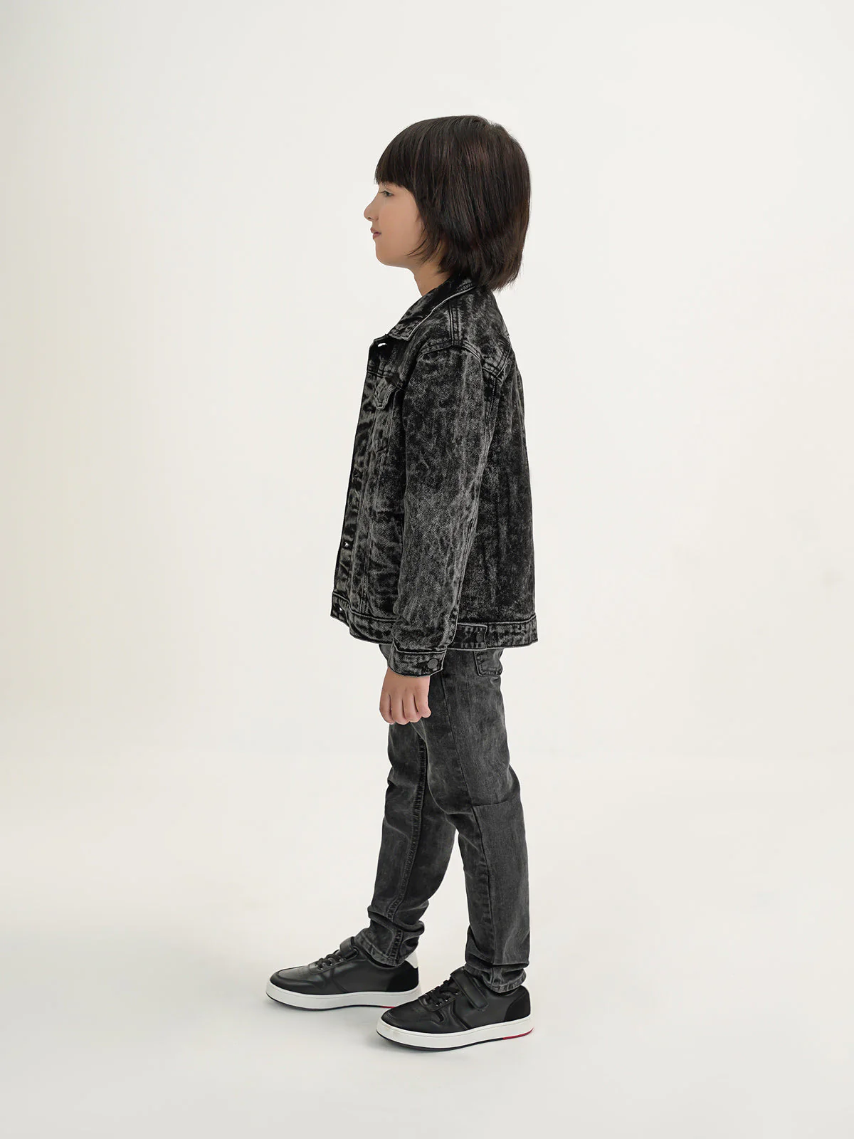 "ROOVE" Denim Jacket with Side Pockets - Image 3