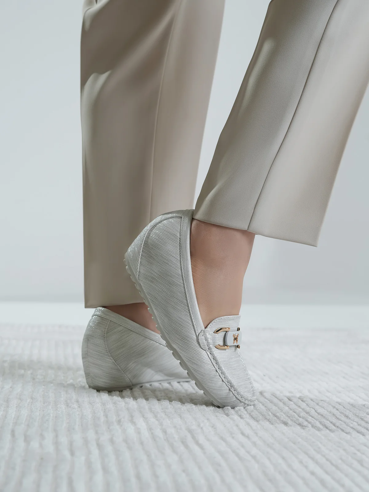 Women "ALDRICH" Soft Slip On Moccasins - Image 9