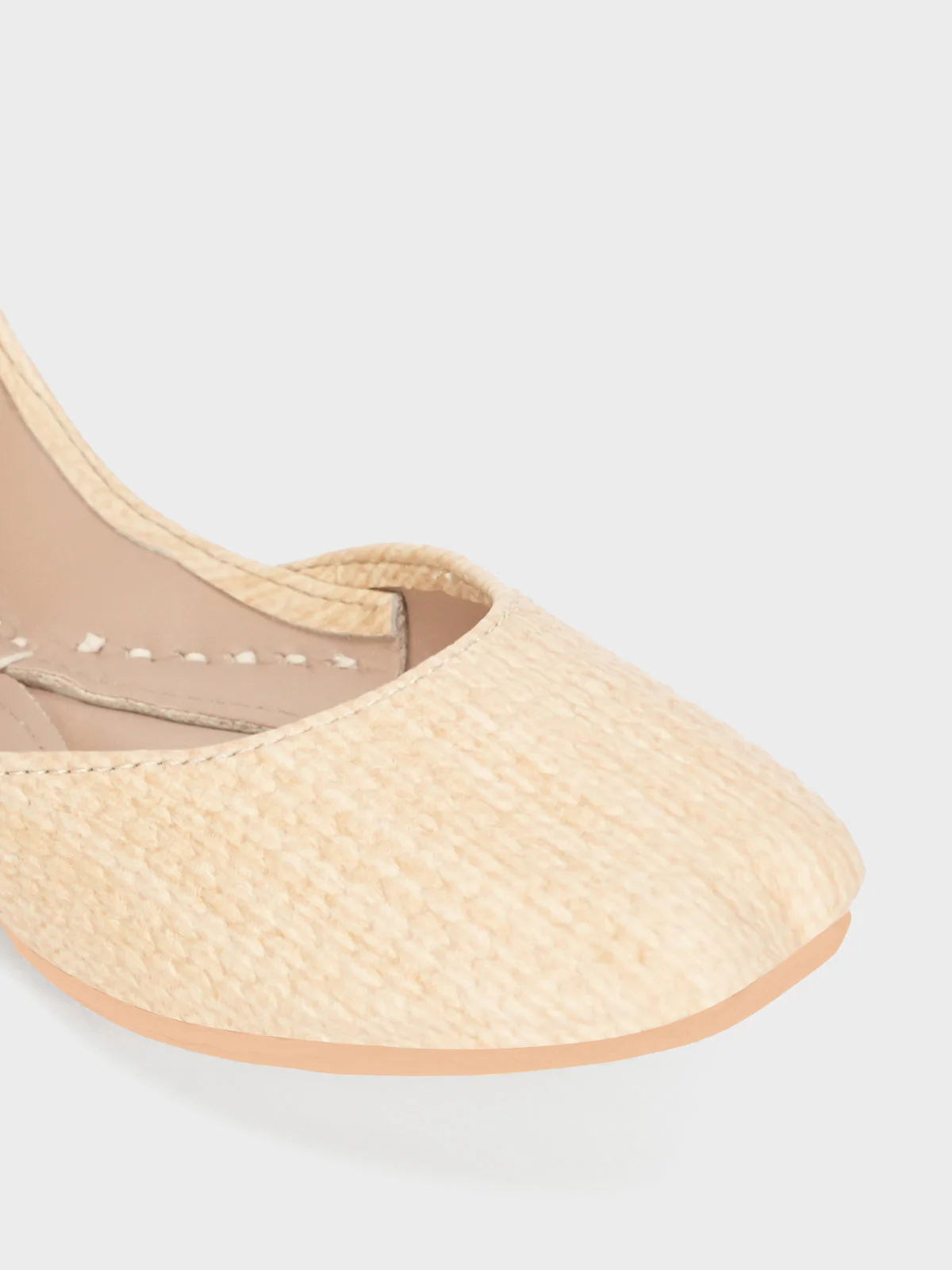 Women "ALTSOBA" Leather Khussa - Image 4