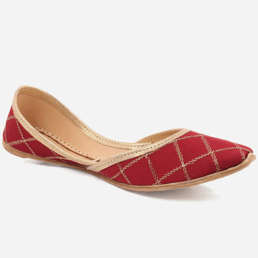 Women "Amis " Traditional Slip On KHUSSA