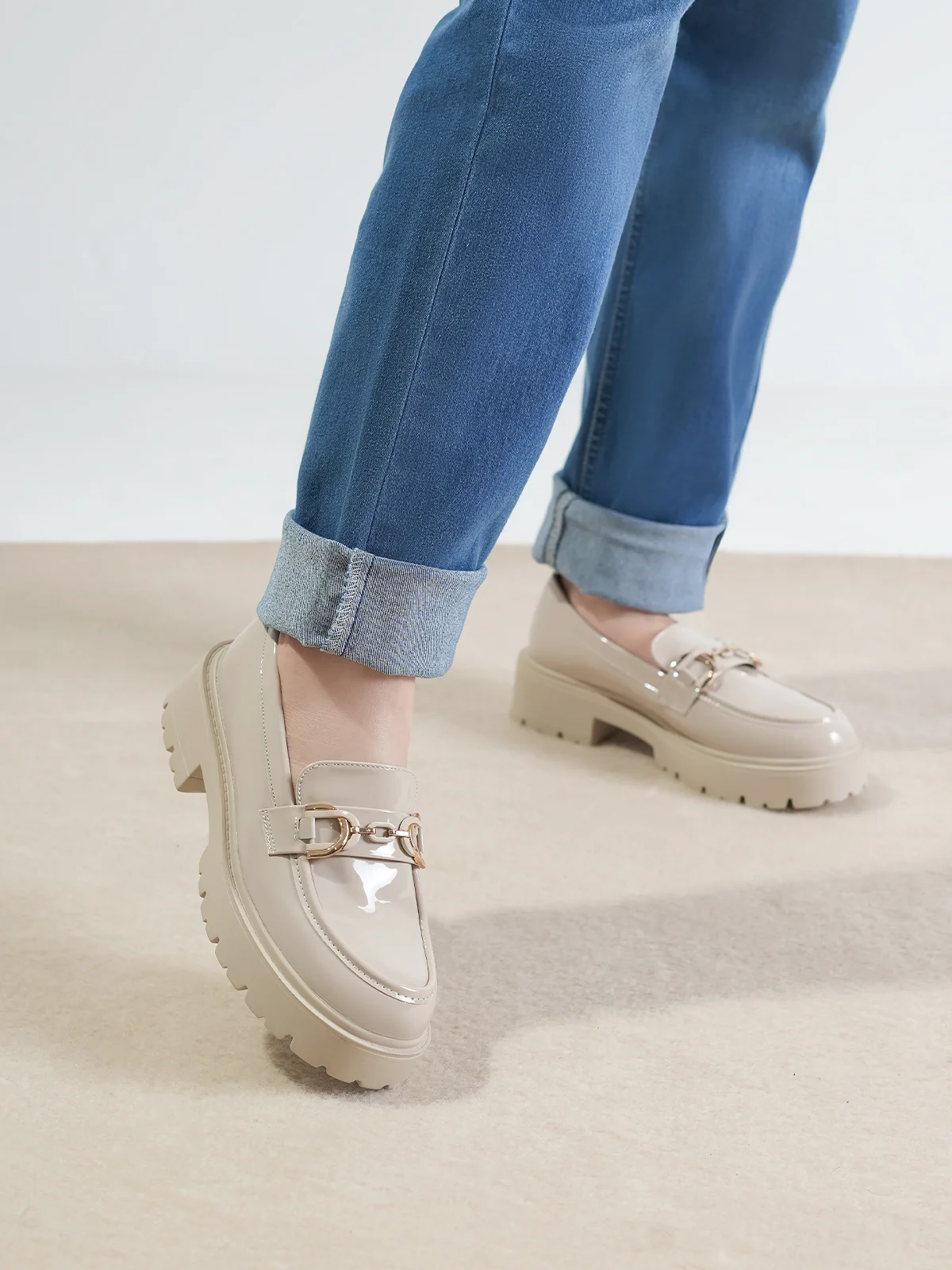 Women "AMOURA" Everyday Comfort Loafers - Image 11