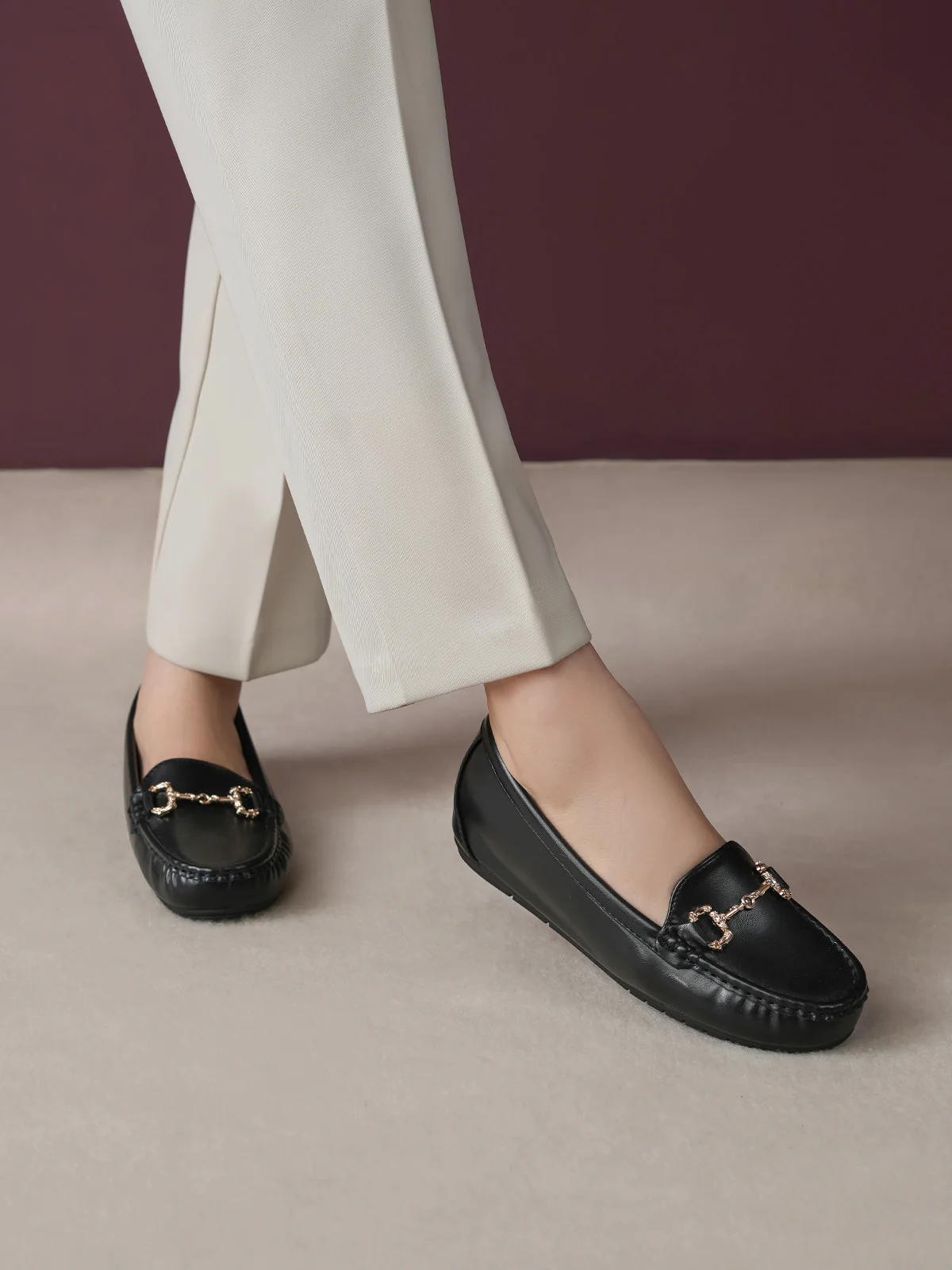 Women "ARICIN" Medium Heel Moccasins