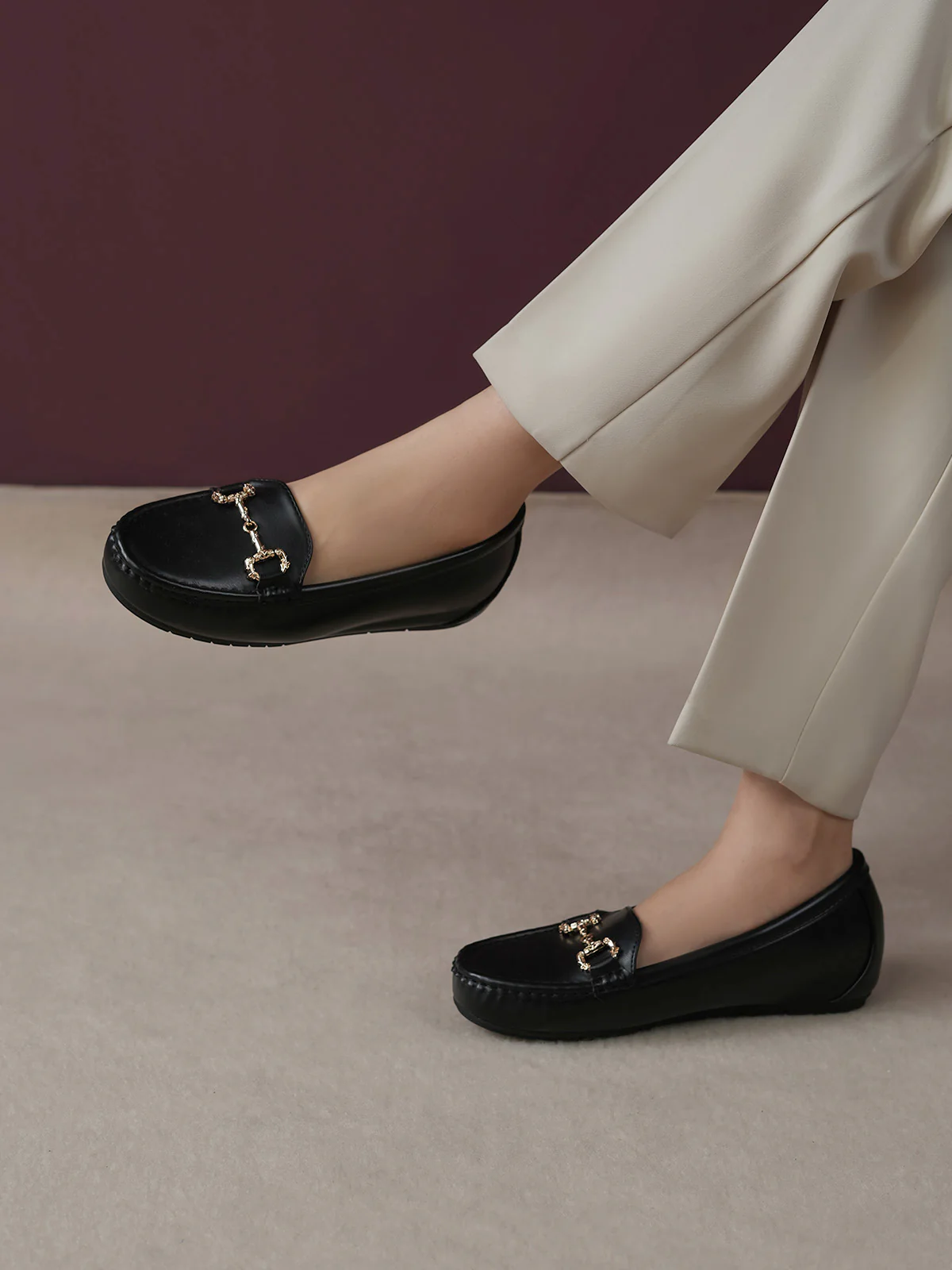 Women "ARICIN" Medium Heel Moccasins - Image 10