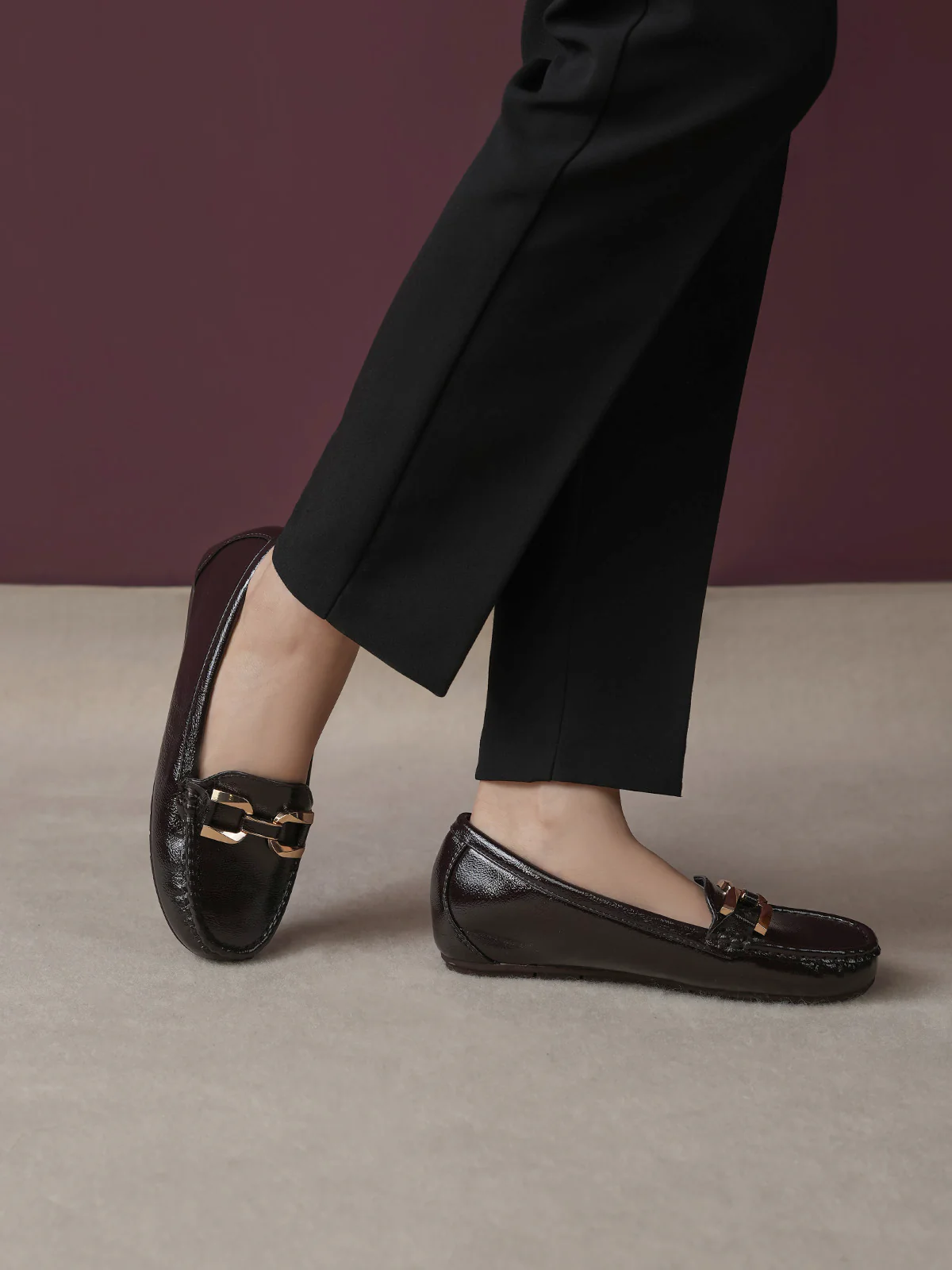 Women "ASHLEE" Classy Buckle Moccasins - Image 6