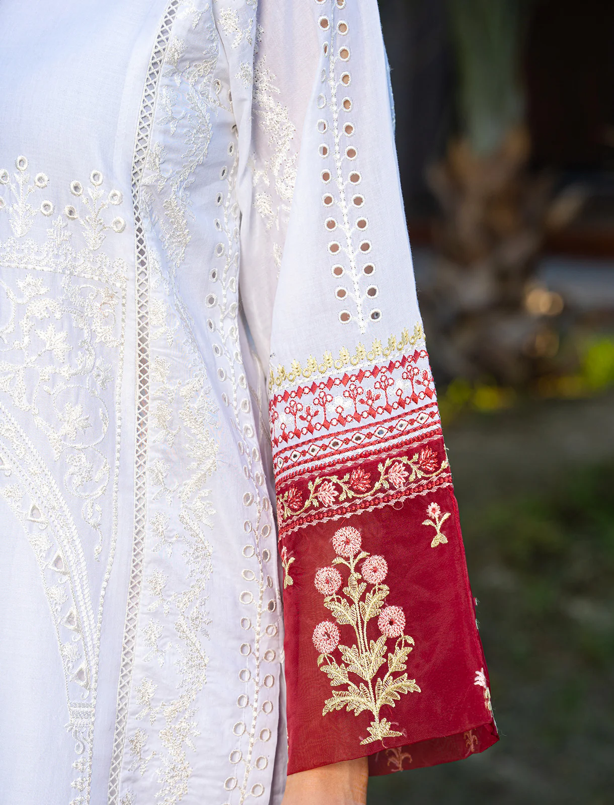 Women "BANOU" Embellished Lawn Two Piece Suit - Image 3