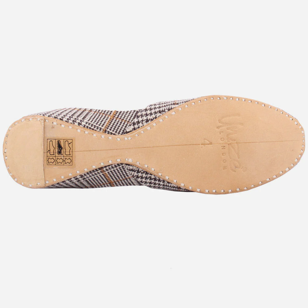 Women "MUMTAZ " Simple &amp; Classic Printed Upper Khussa - Image 6