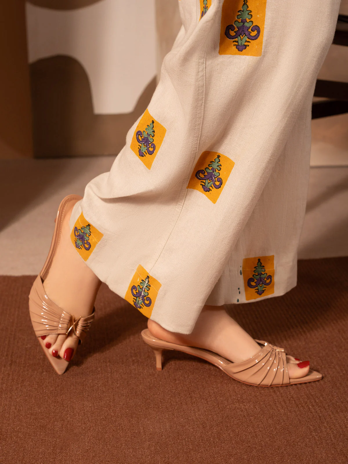 Women "CAHAL" Point Toe Low Heel Sandals - Image 10