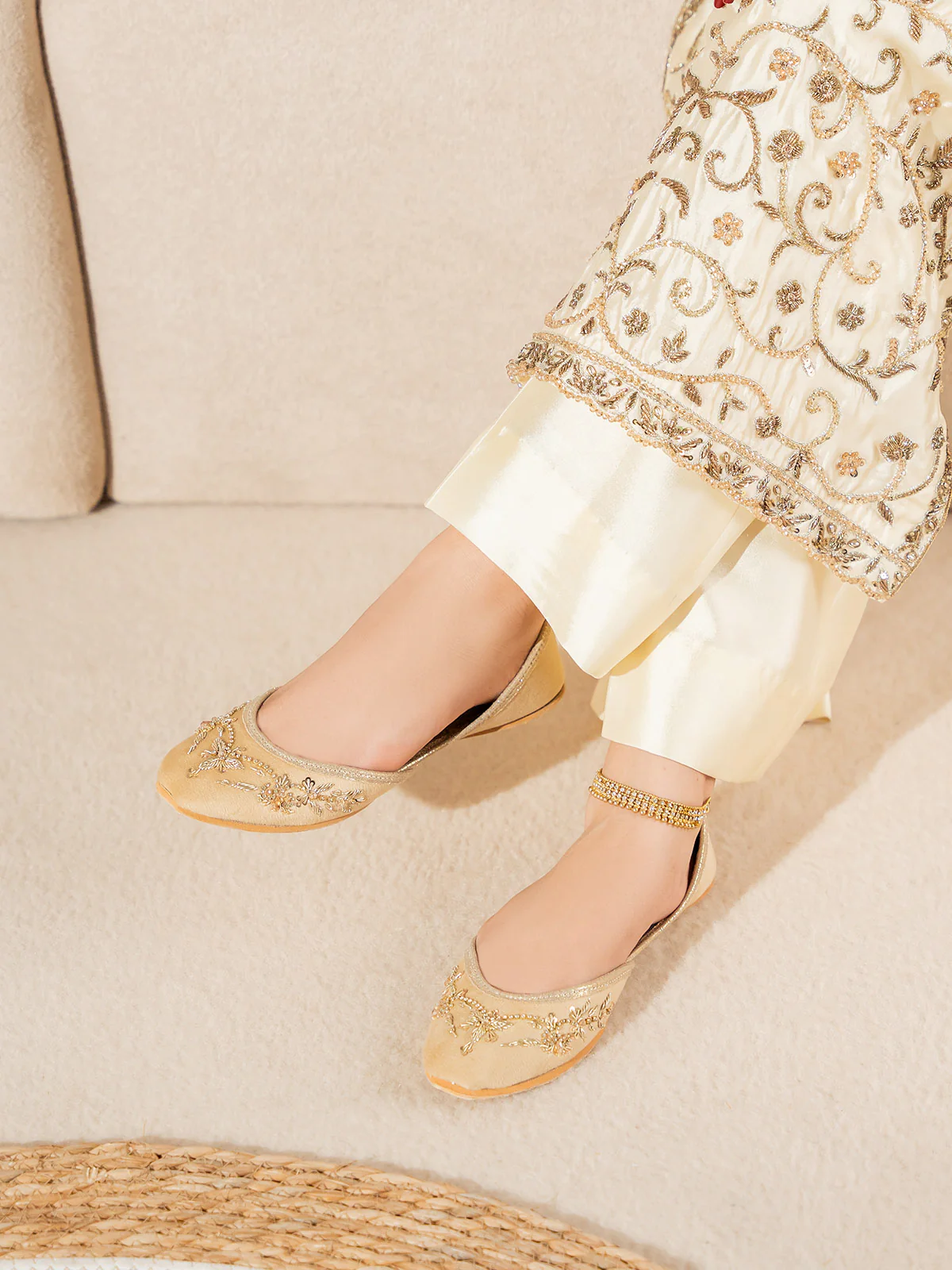 Women "DAHLIA" Soft High Quality Khussa - Image 9