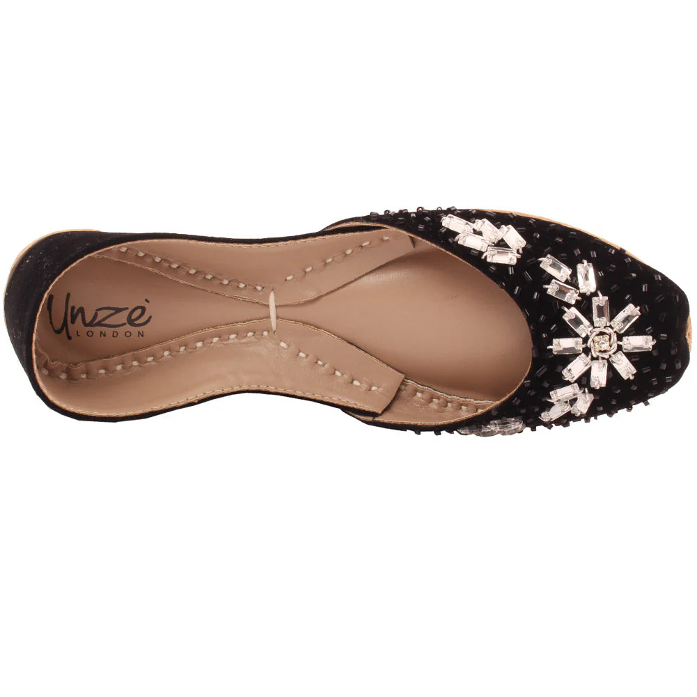 Women "Diora" Traditional Slip On Khussa - Image 4
