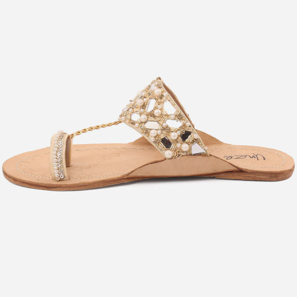 Women "EZRA" Colorful Kolhapuri Slippers - Image 3