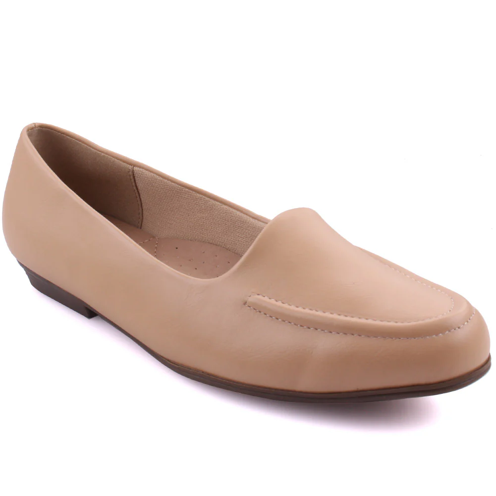 Women āGAELLEā Designed Slip On Moccasins