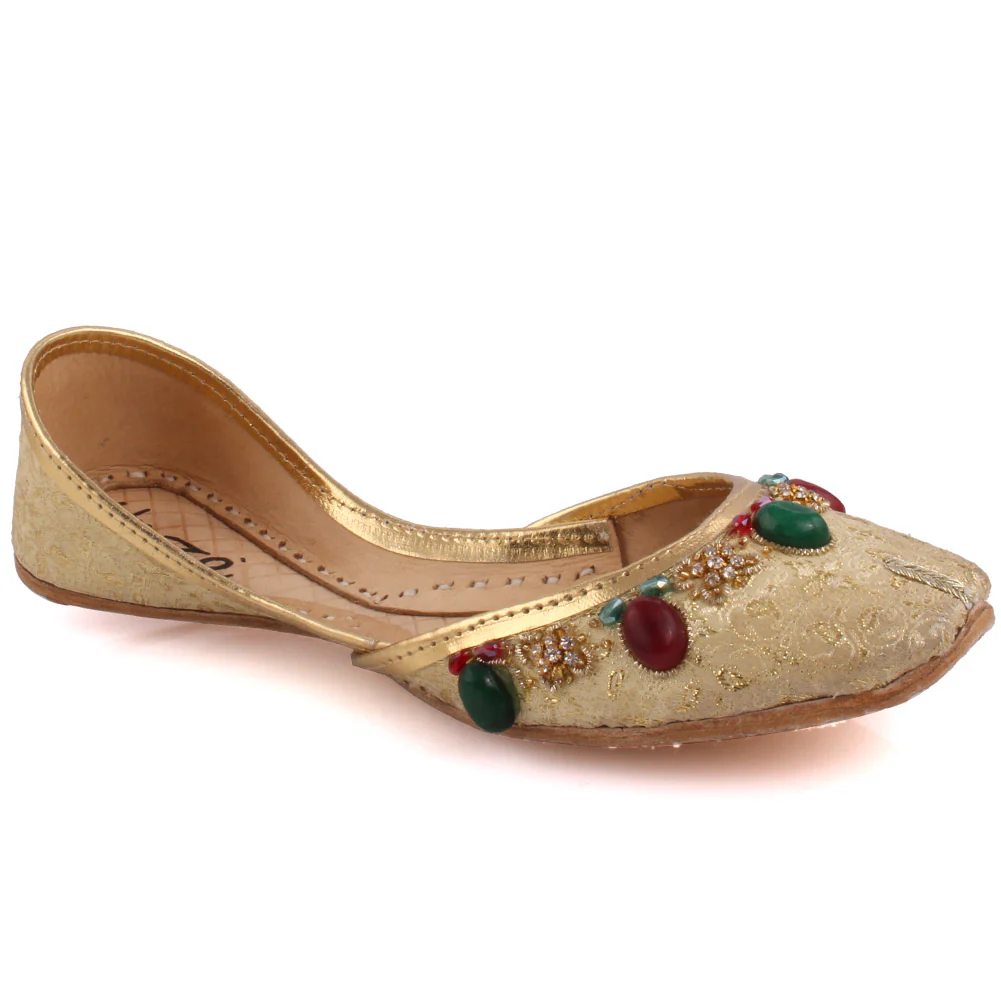 Women ‘Garnet’ Gemstone Khussa Slippers