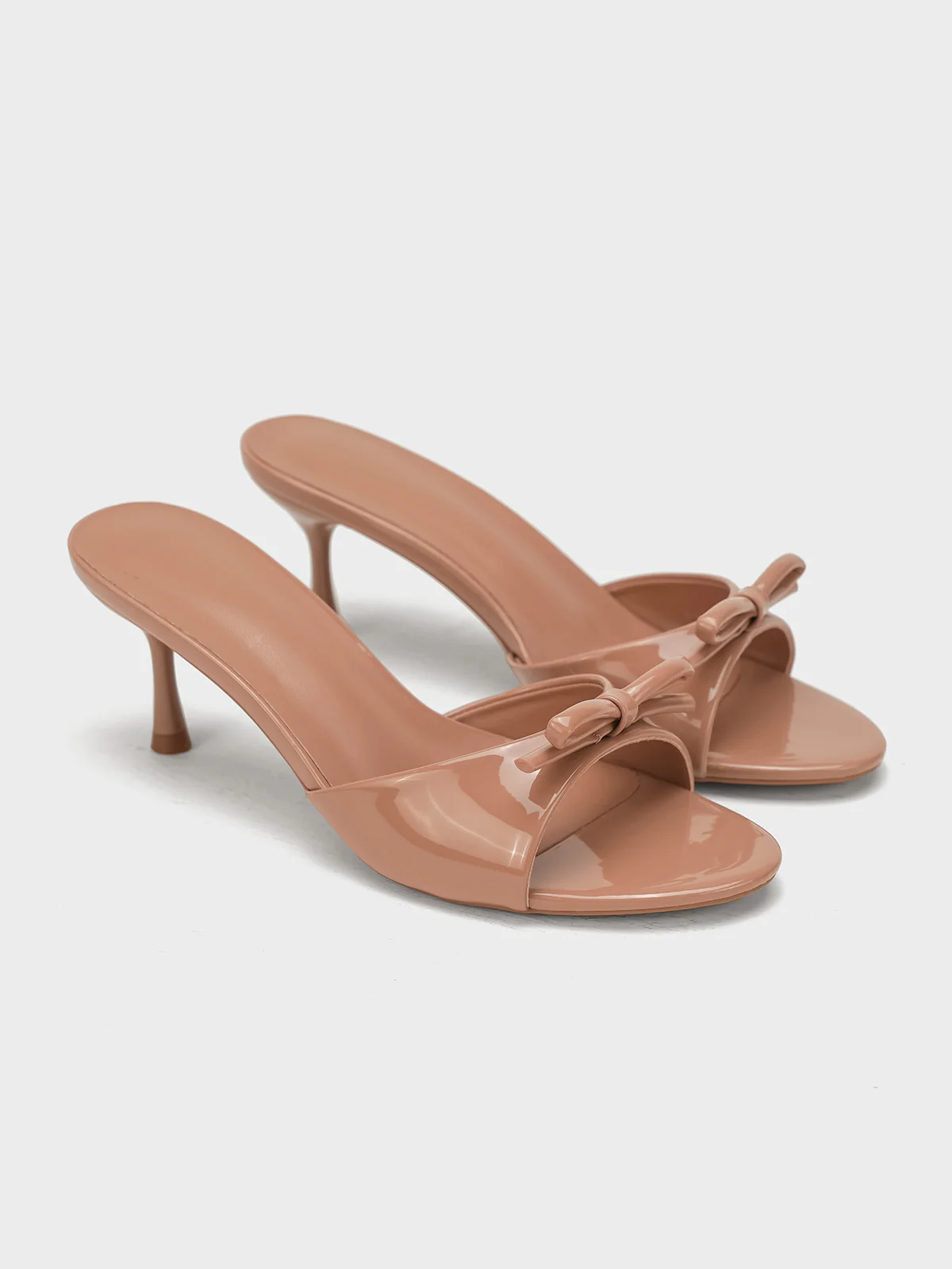 Women "HAVOC" Glossy Slip On Sandals - Image 3