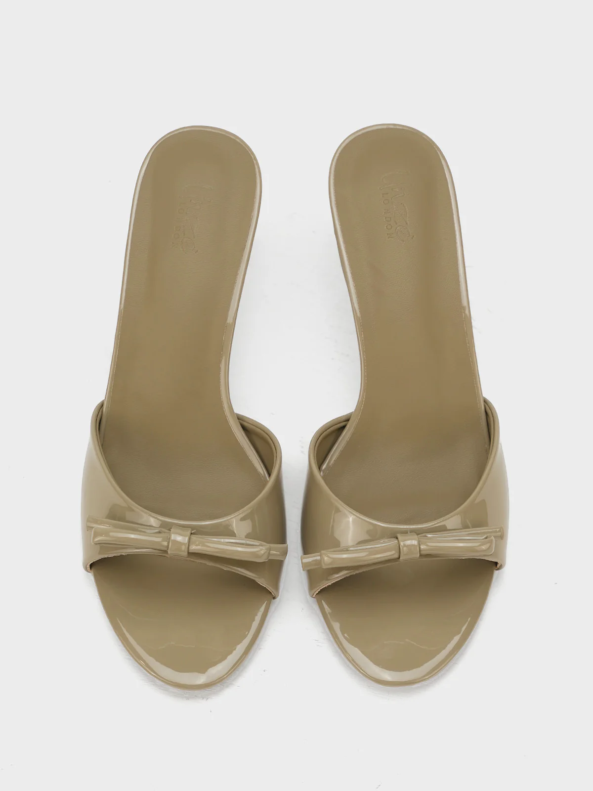 Women "HAVOC" Glossy Slip On Sandals - Image 9