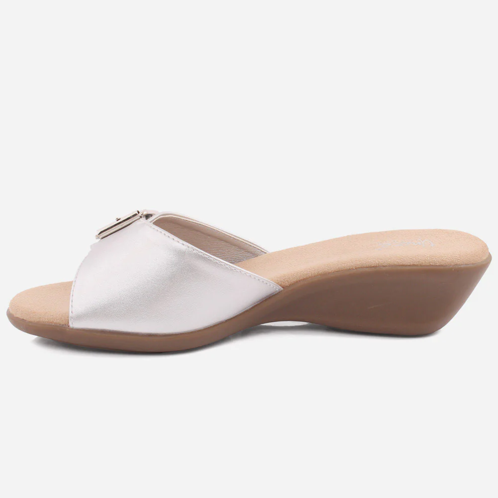 Women "IZABEL" Fabulous High Quality Rubber Sole  Slipper - Image 3